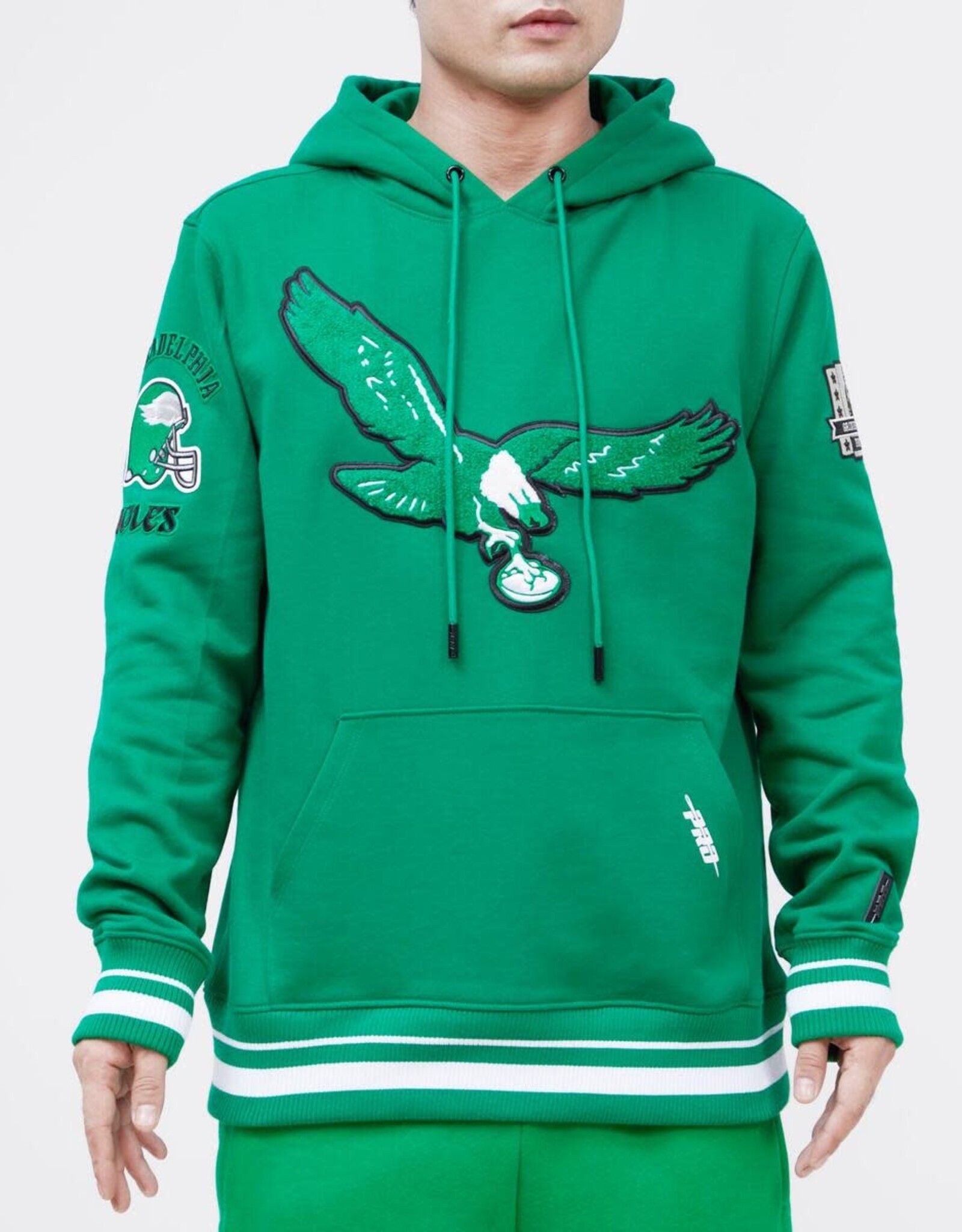 Pro Standard Philadelphia Eagles Men's Retro Classic Fleece Pullover Hoodie - Green