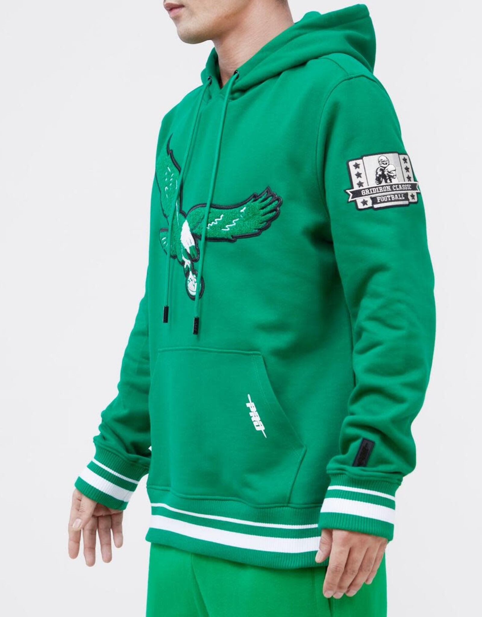 Pro Standard Philadelphia Eagles Men's Retro Classic Fleece Pullover Hoodie - Green