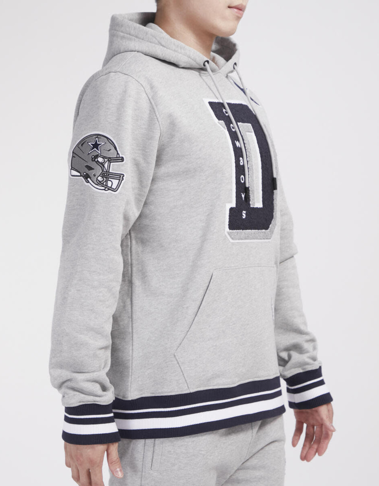 Pro Standard Dallas Cowboys Men's Classic Mash Up Pullover Hoodie