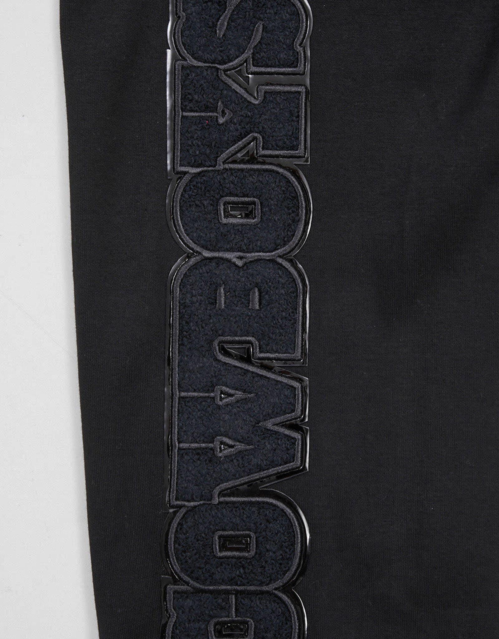 Pro Standard Dallas Cowboys Men’s Triple Black Logo Jogger