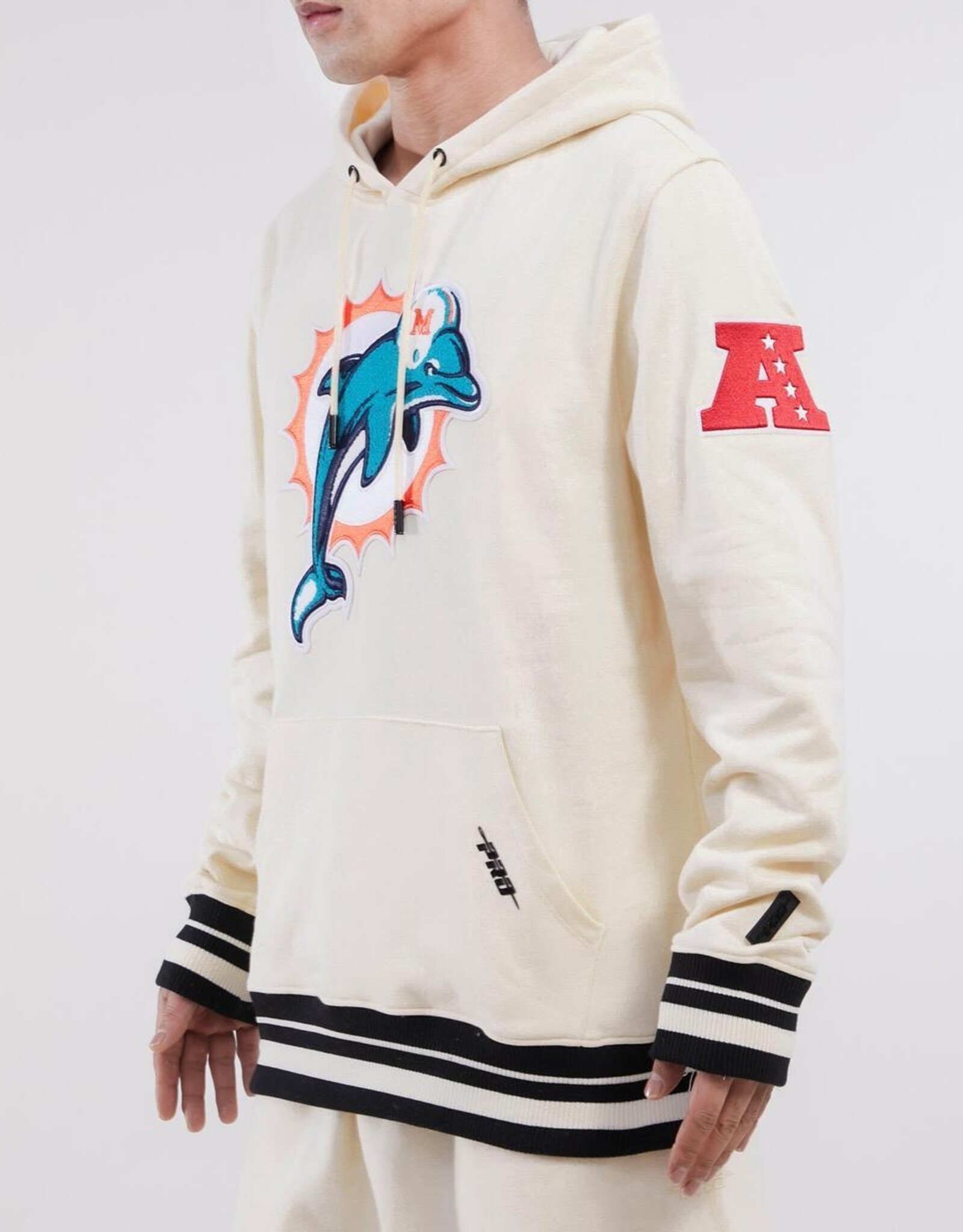 Pro Standard Miami Dolphins Men's Retro Classic Fleece Pullover Hoodie - Eggshell