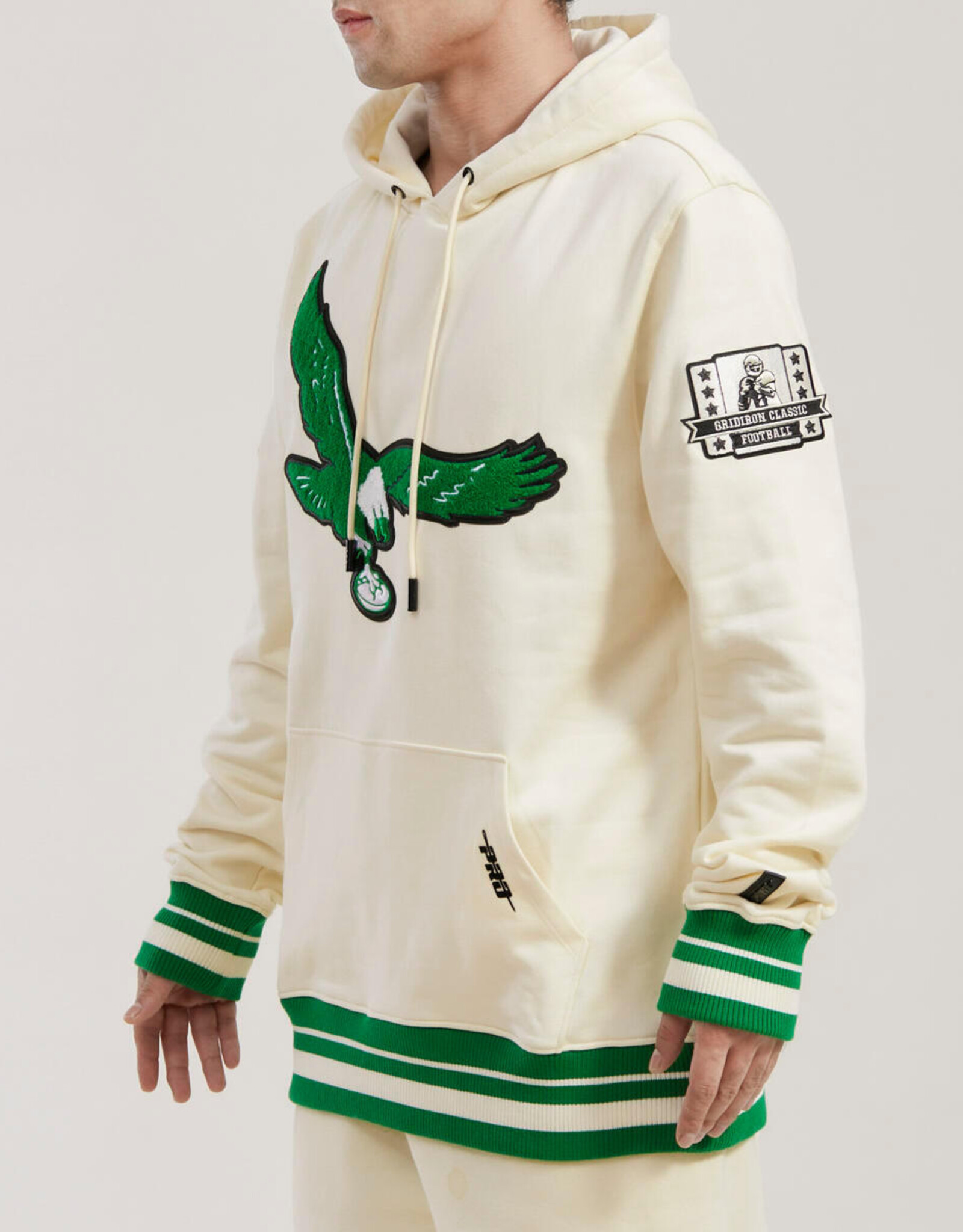 Pro Standard Philadelphia Eagles Men's Retro Classic Fleece Pullover Hoodie - Eggshell