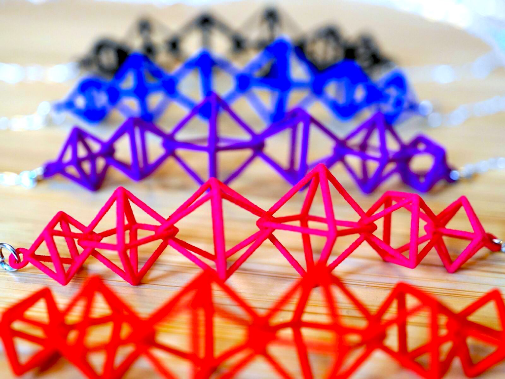 3D Printed Interlocking Octahedron Necklace | Hanusa Design