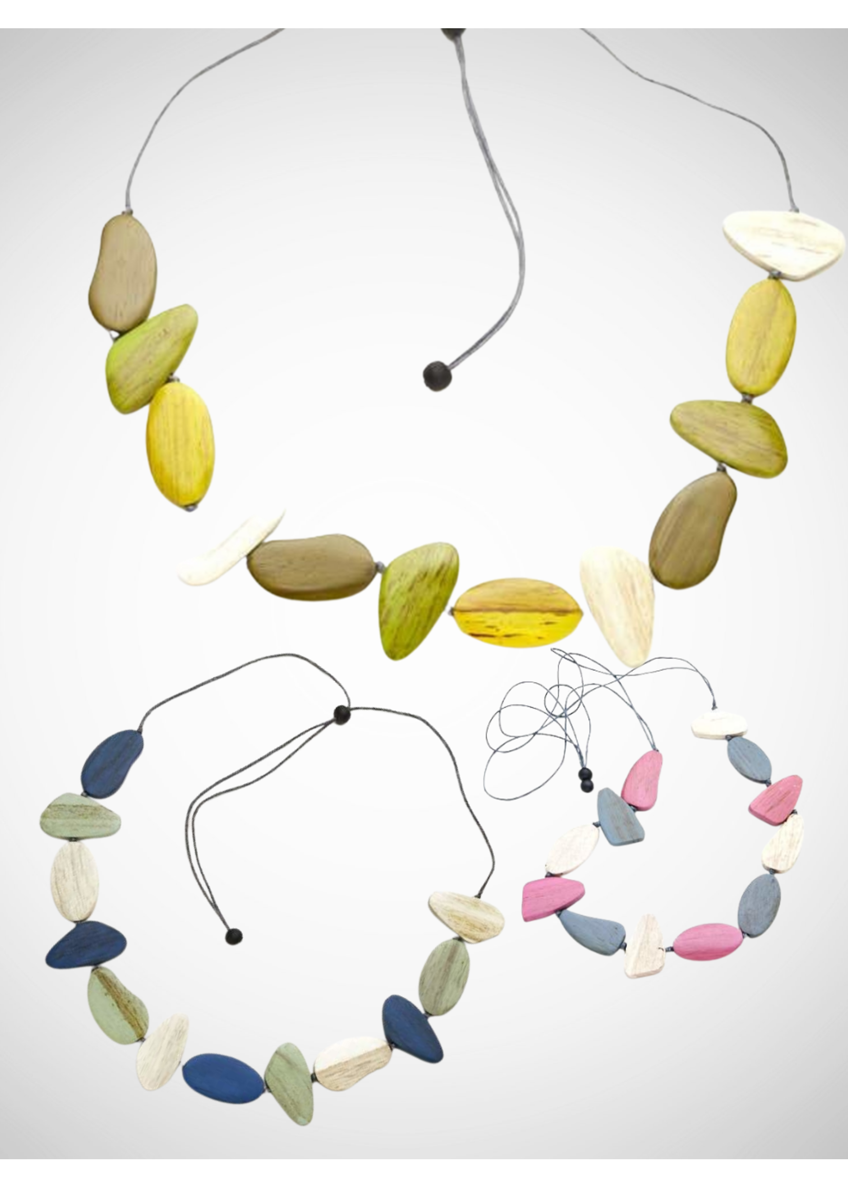 Tinted Wooden Pebble Necklace | Suzie Blue