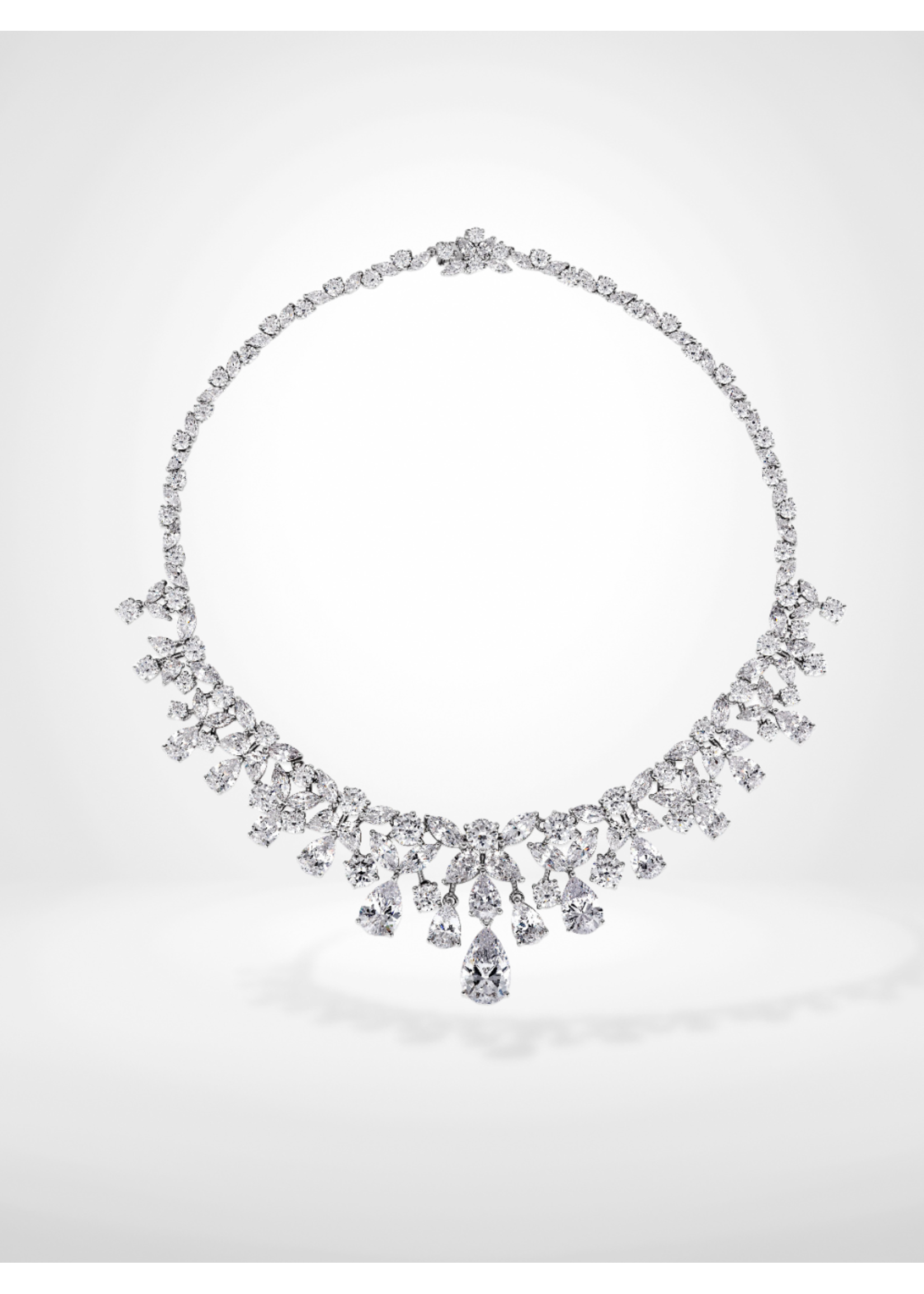 Anna Zuckerman Luxury AZL Elizabeth 36 Diamond White Necklace
