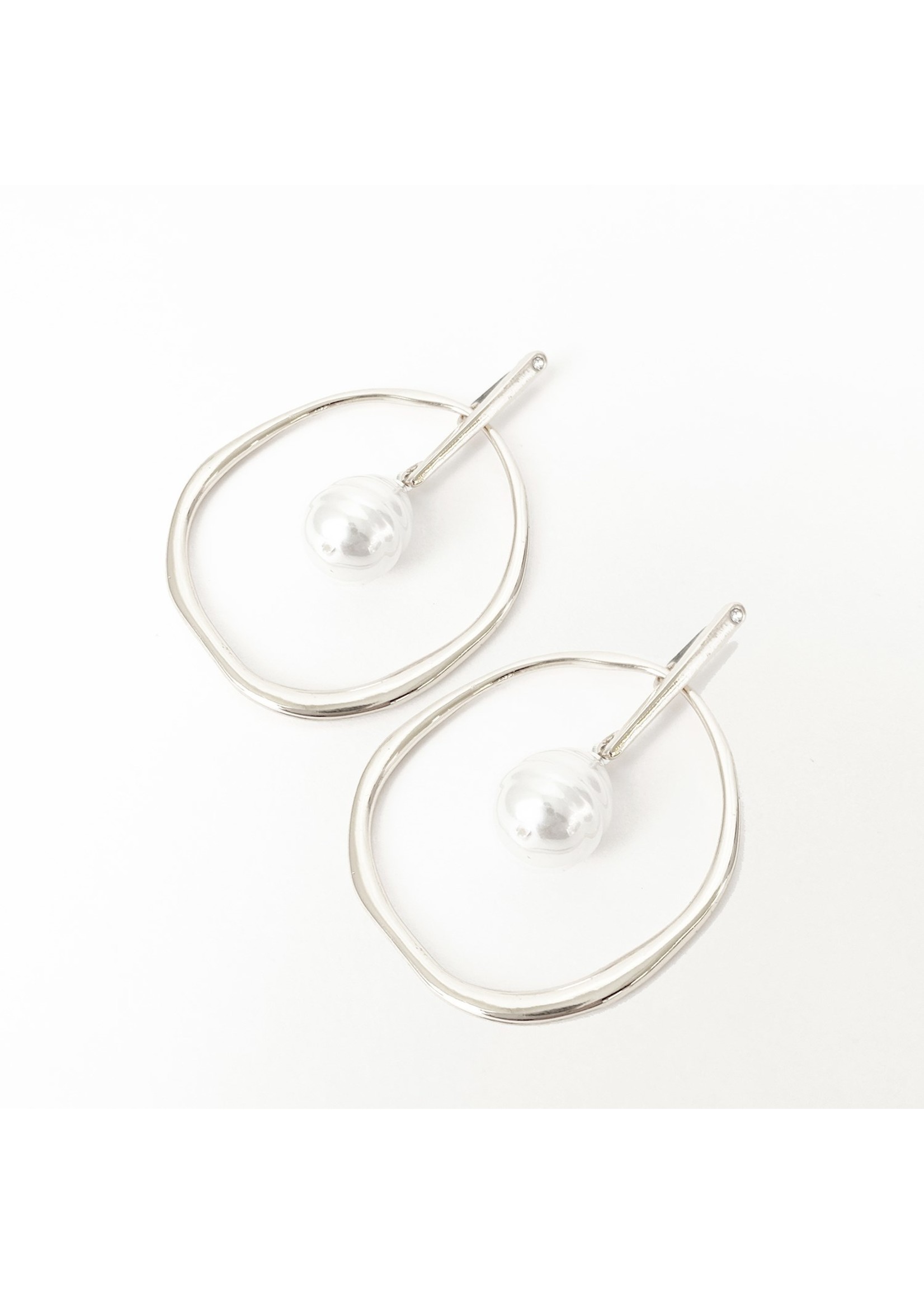 Caracol Big Waved Hoops W/Faux Pearls & Crystals