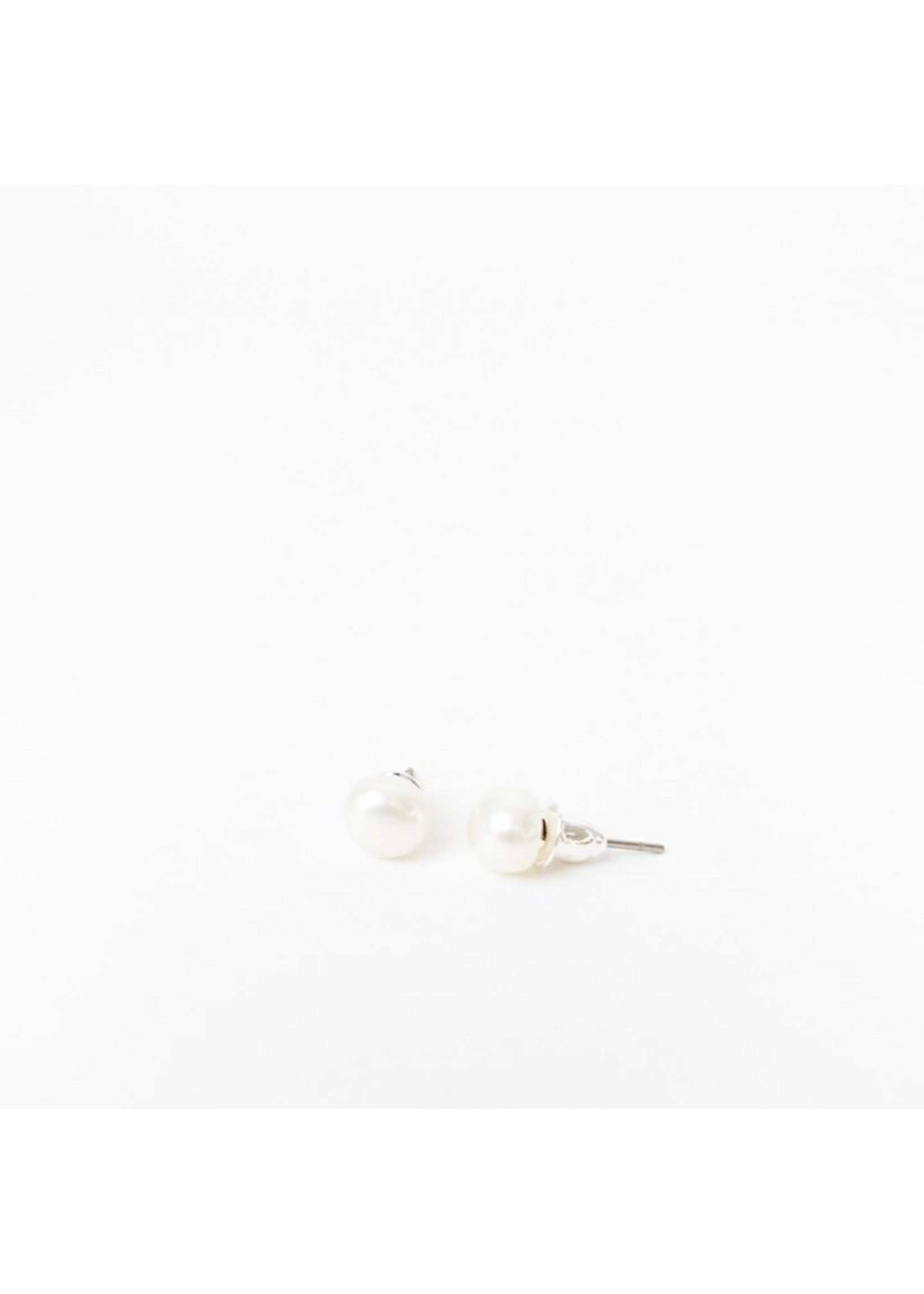 Caracol Small Pearl Earrings