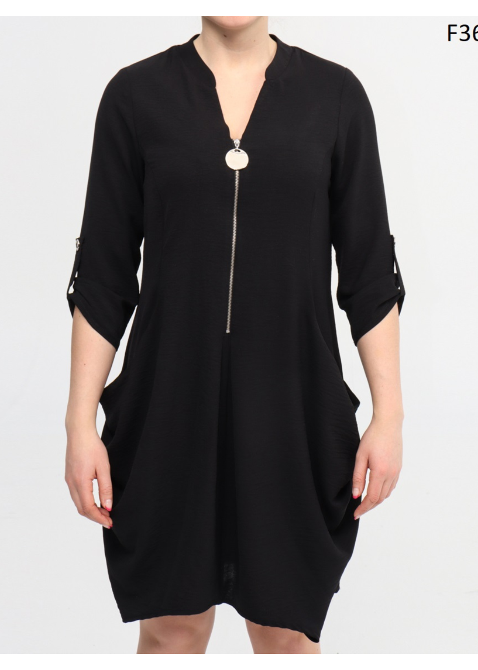 Moffi Slouch Pocket Dress BLK