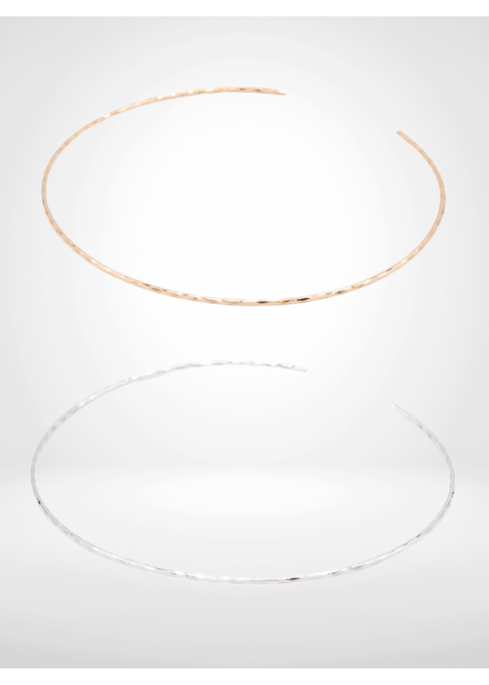 Caracol Hammered Metal Choker Necklace