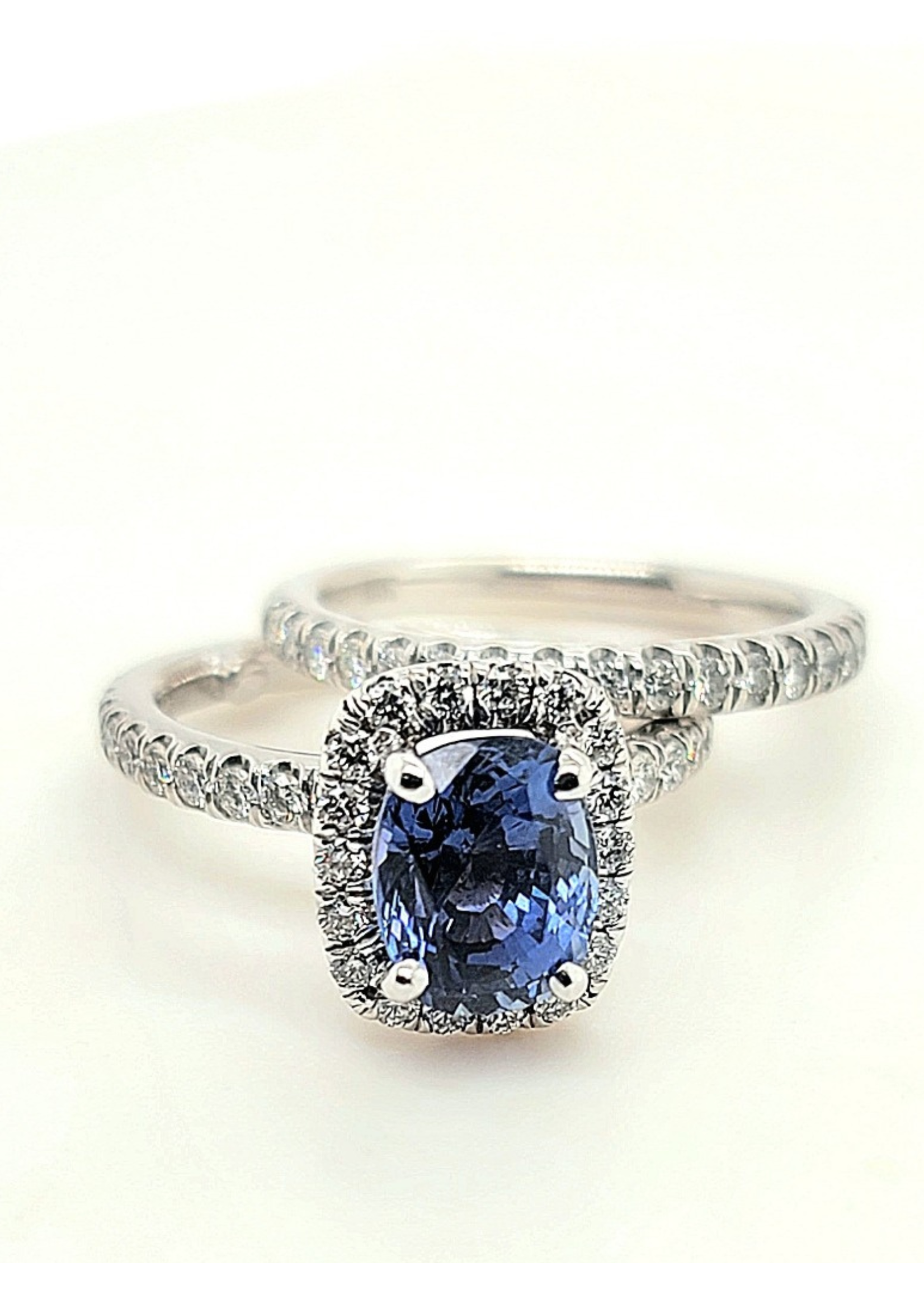 Vintage Vintage Diamond Sapphire GIA Cert. 5221043651 SZ7.5 14kw