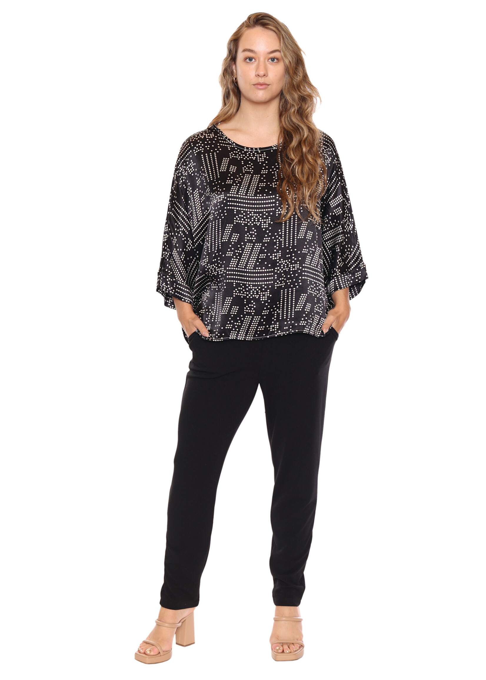 Sorella Sorella Satin Printed Top