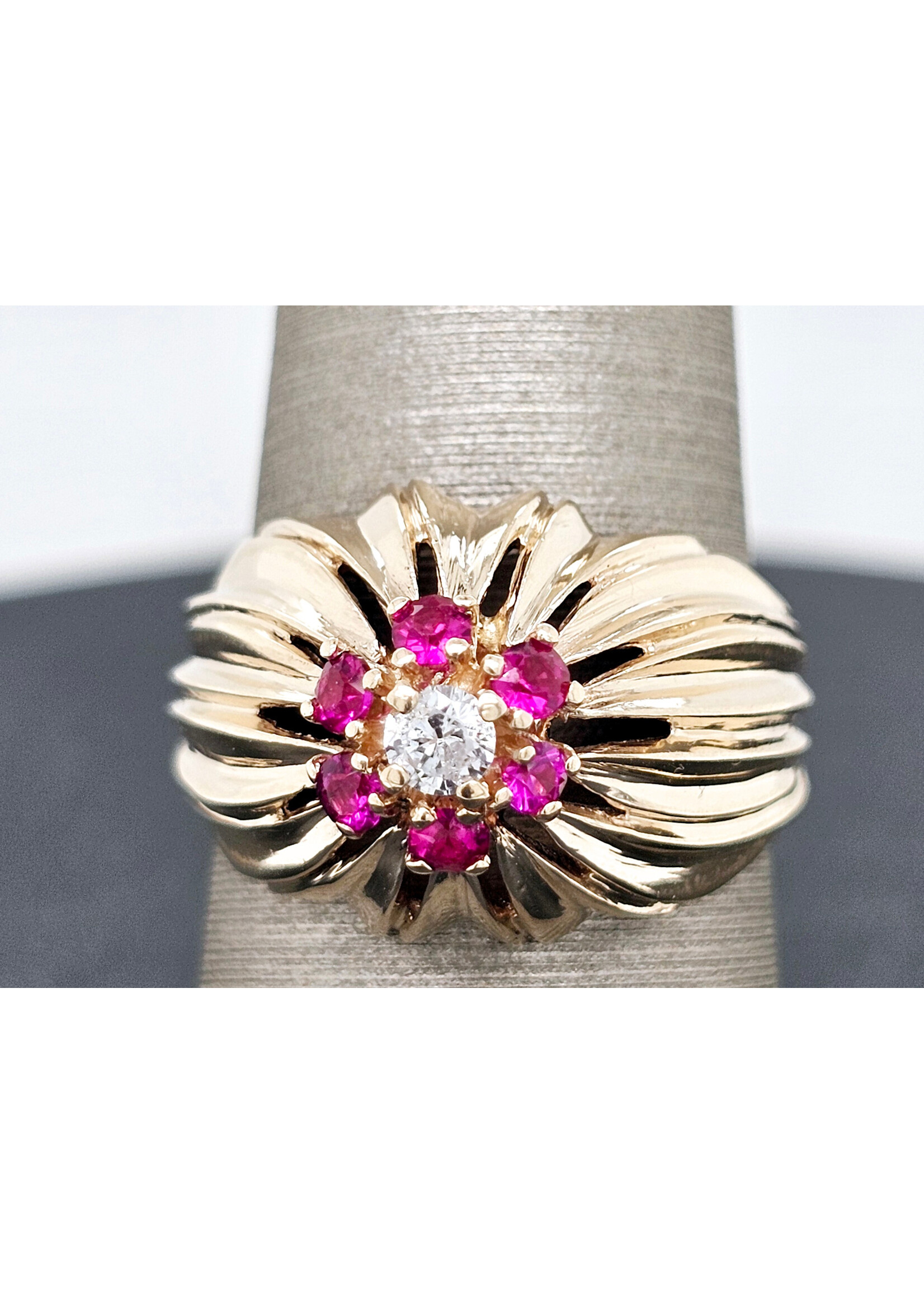 Vintage Vintage Custom Ruby Cluster Starburst Design 14ky SZ8