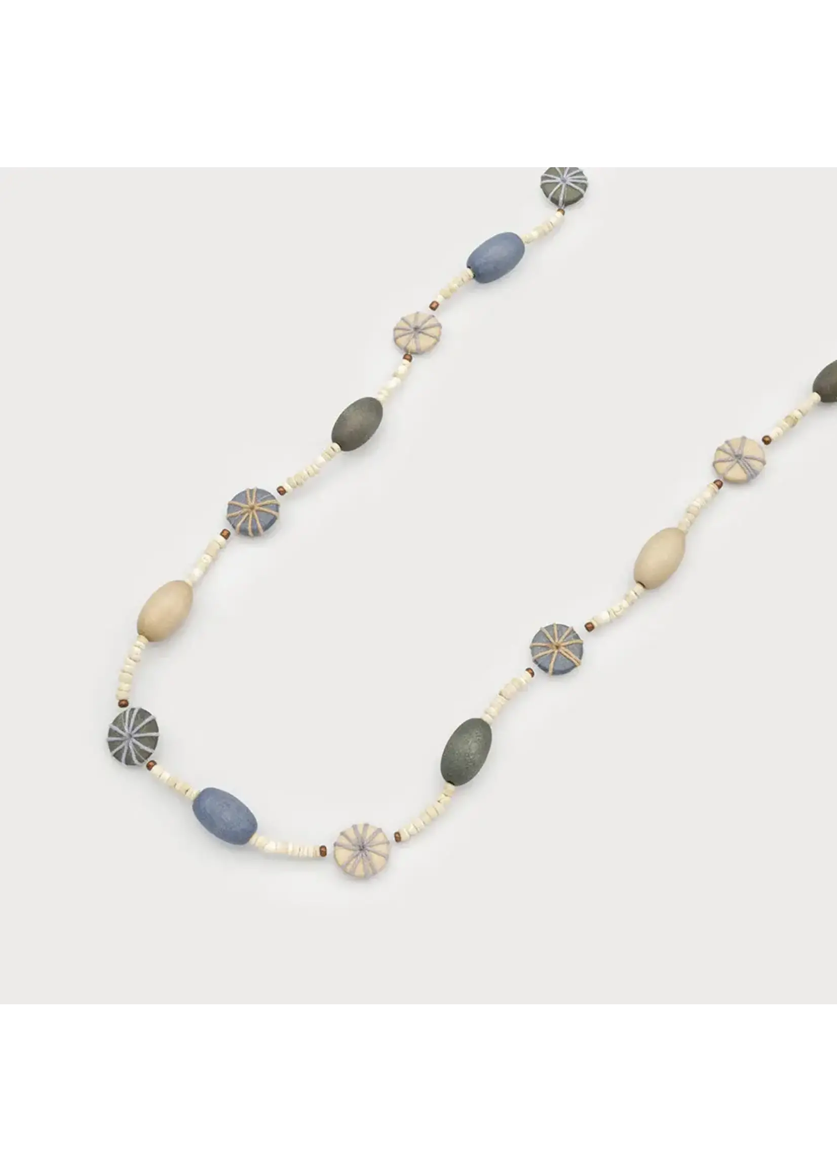 Caracol Long Necklace w/wood& shells