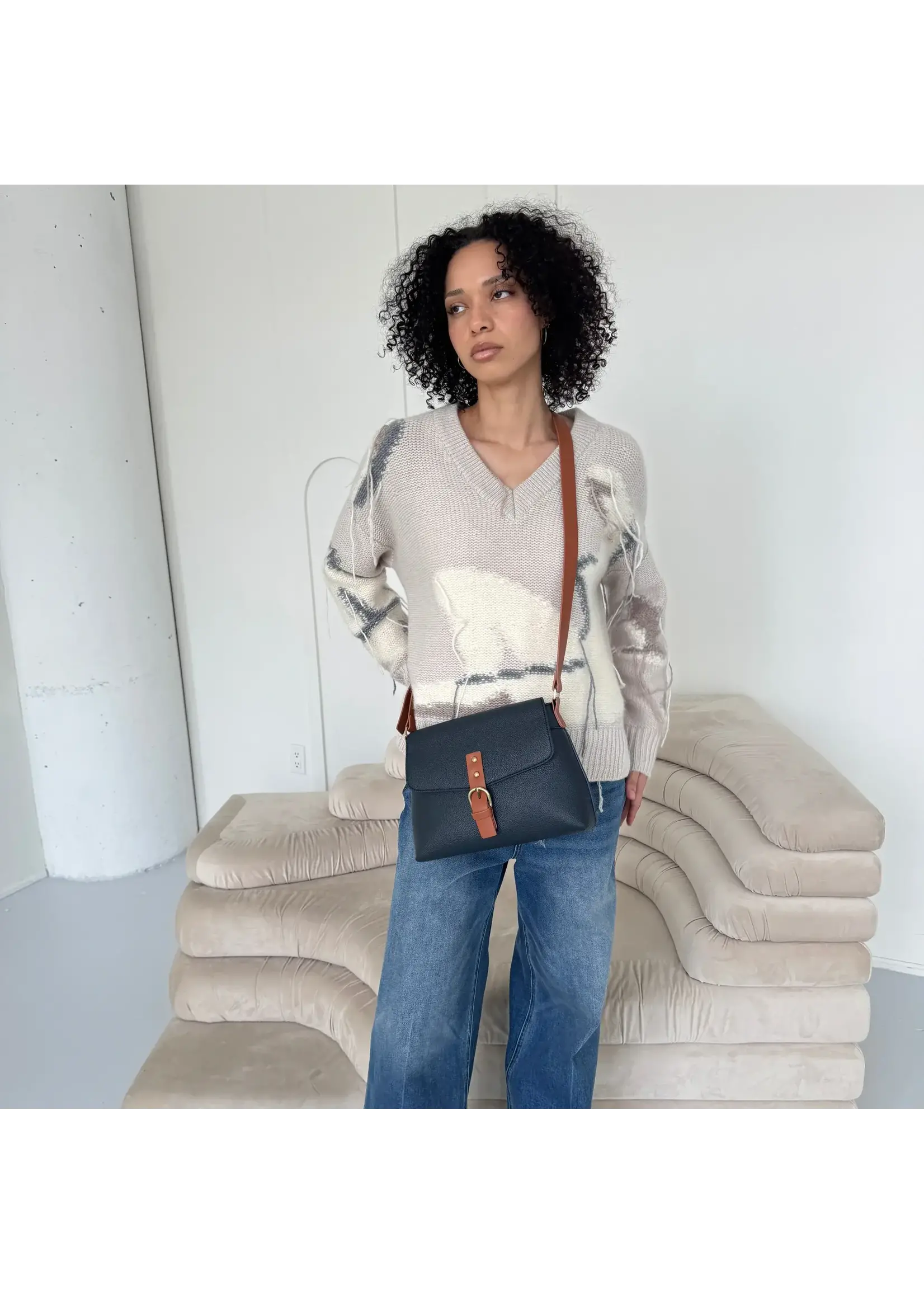 Espe Vegan Corp. Espe Goodall Messenger