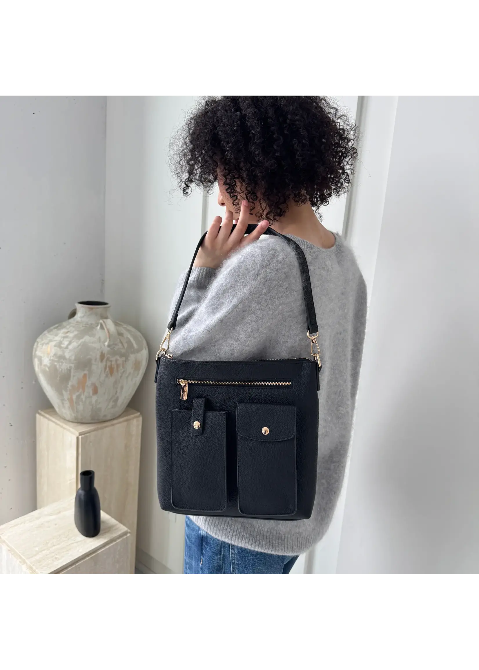 Espe Vegan Corp. Espe Sofia Messenger Crossbody