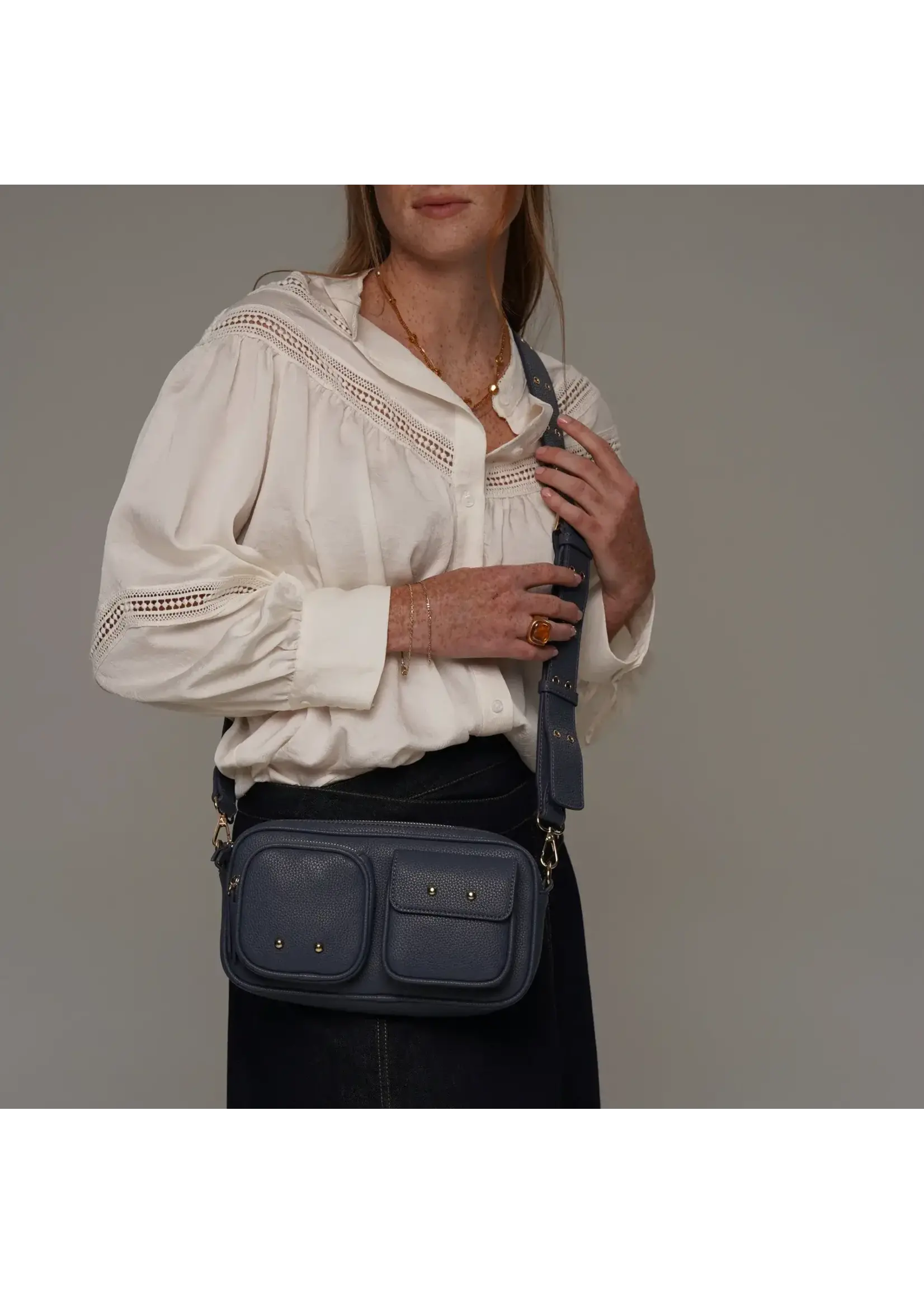 Espe Vegan Corp. Espe Zoe Crossbody