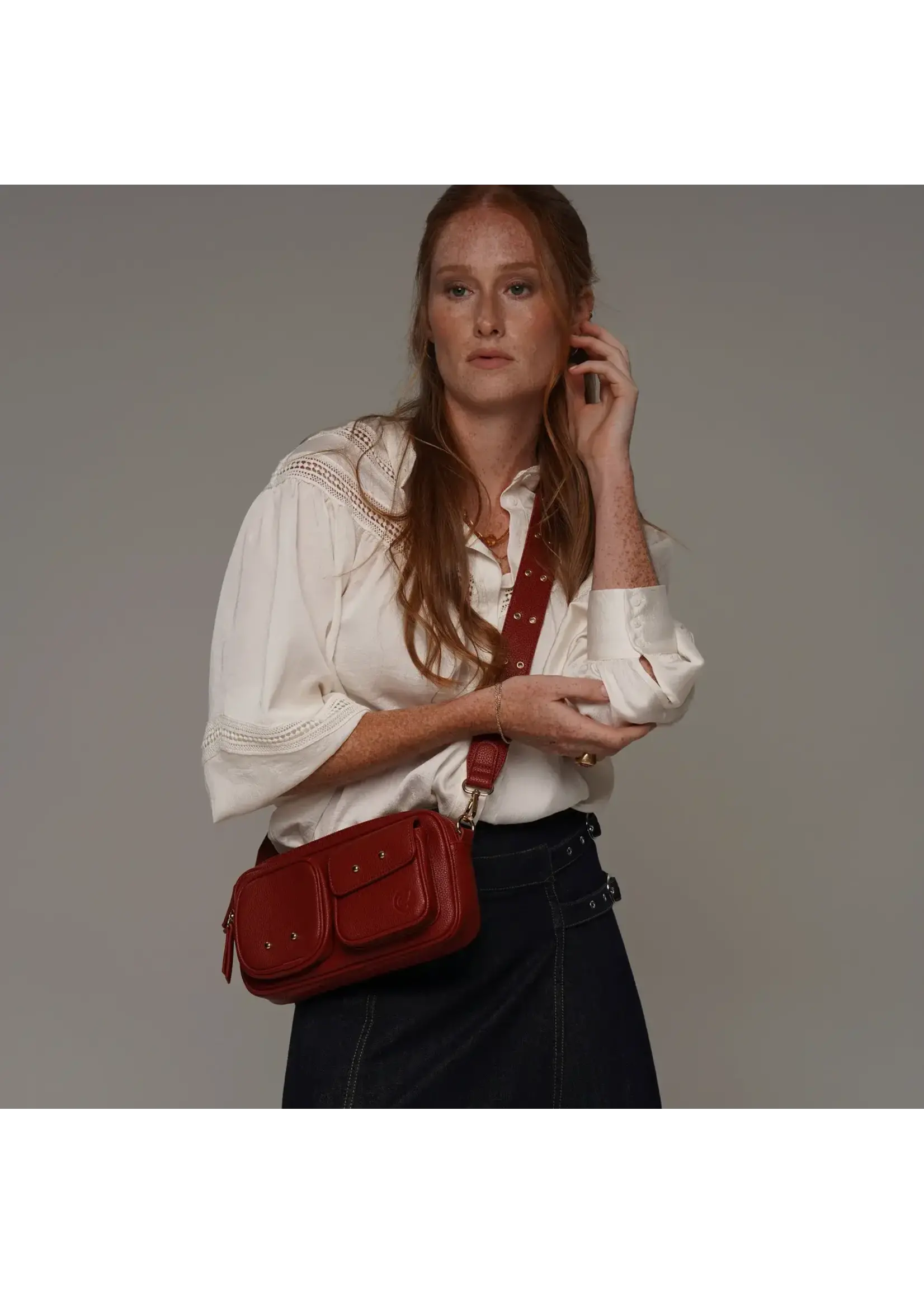Espe Vegan Corp. Espe Zoe Crossbody