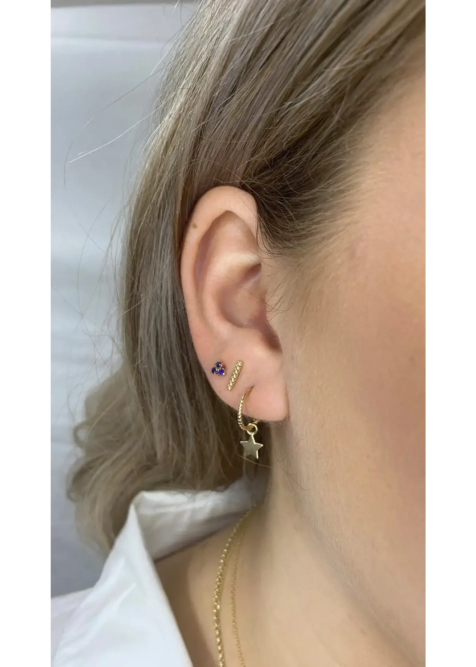 Jackie gold 14KY Triangle Sapphire Studs
