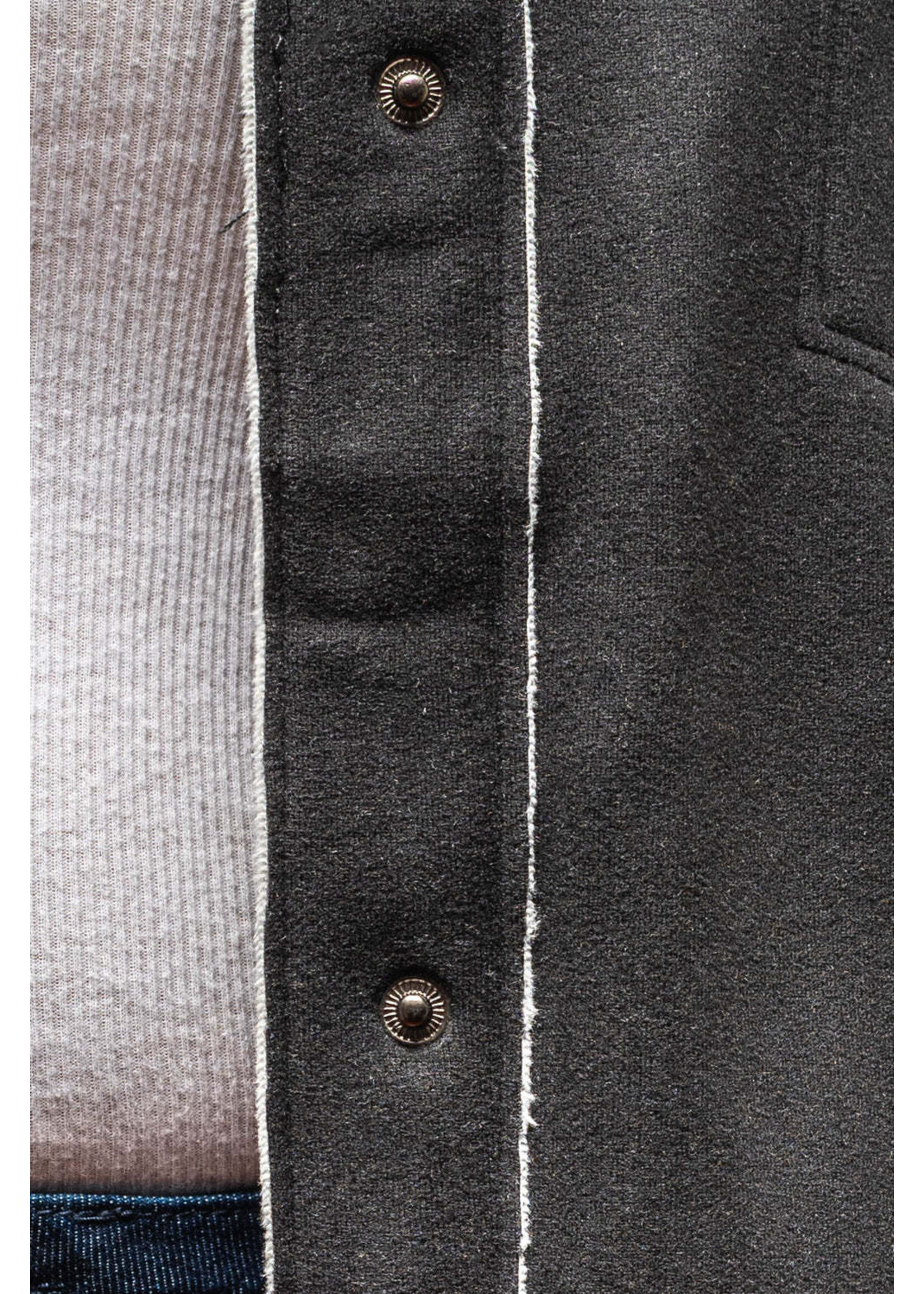 Pipa Taya Snap- Button Jacket