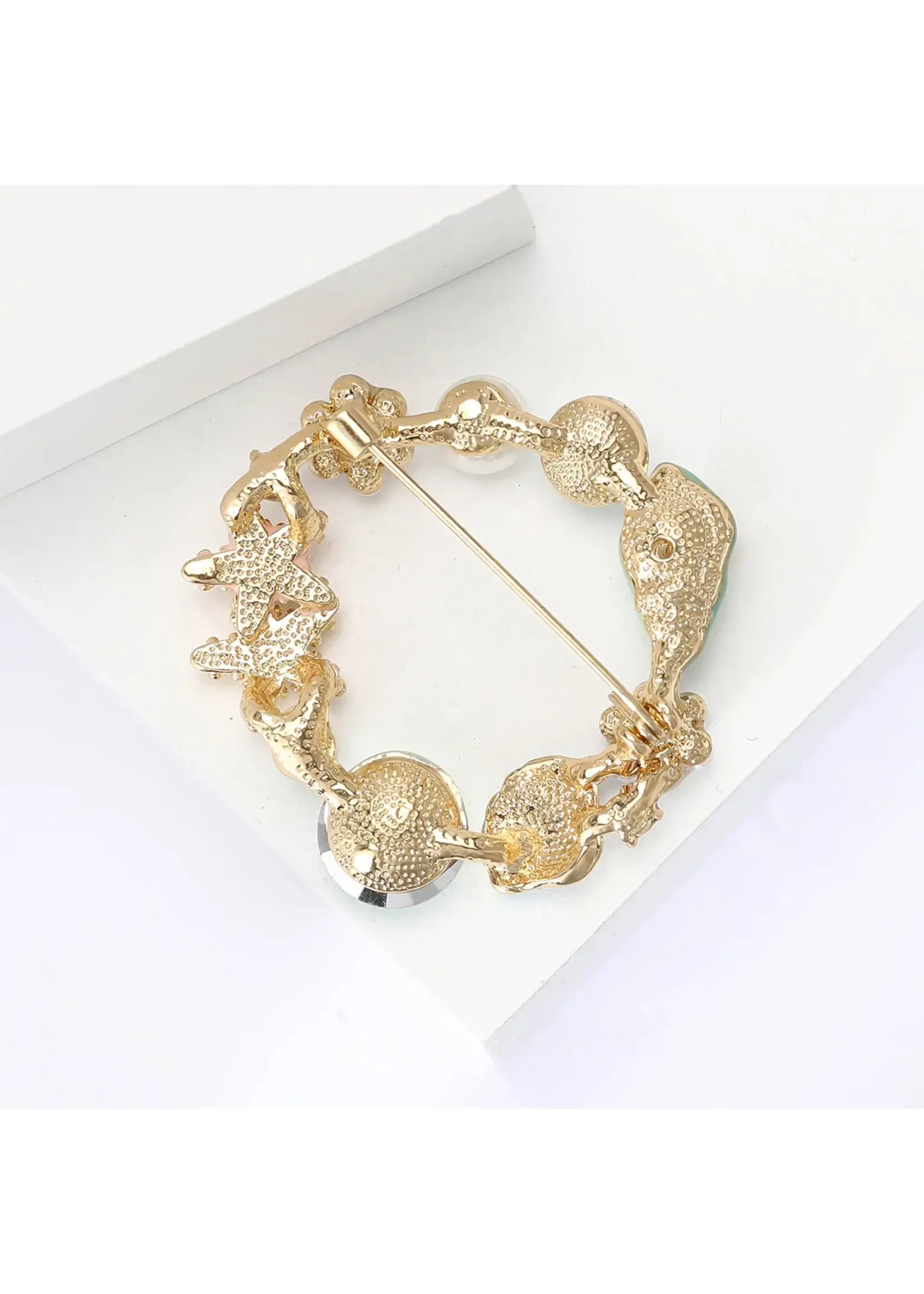 Pastel Sealife Round Brooch