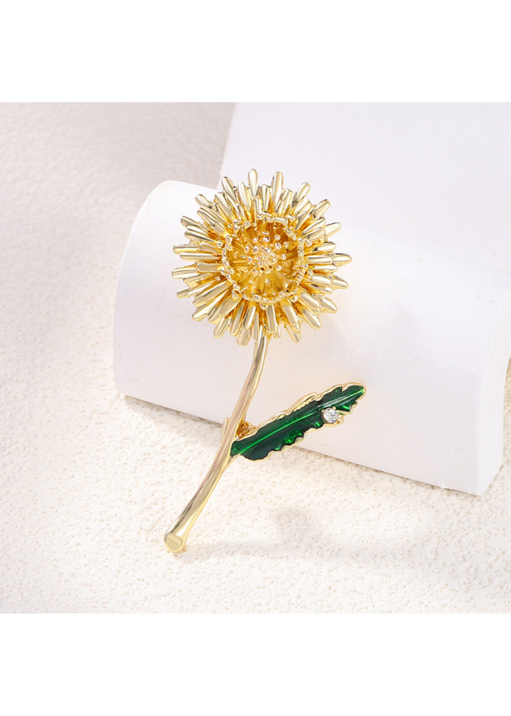 Shining Gold Tone Dandelion Brooch