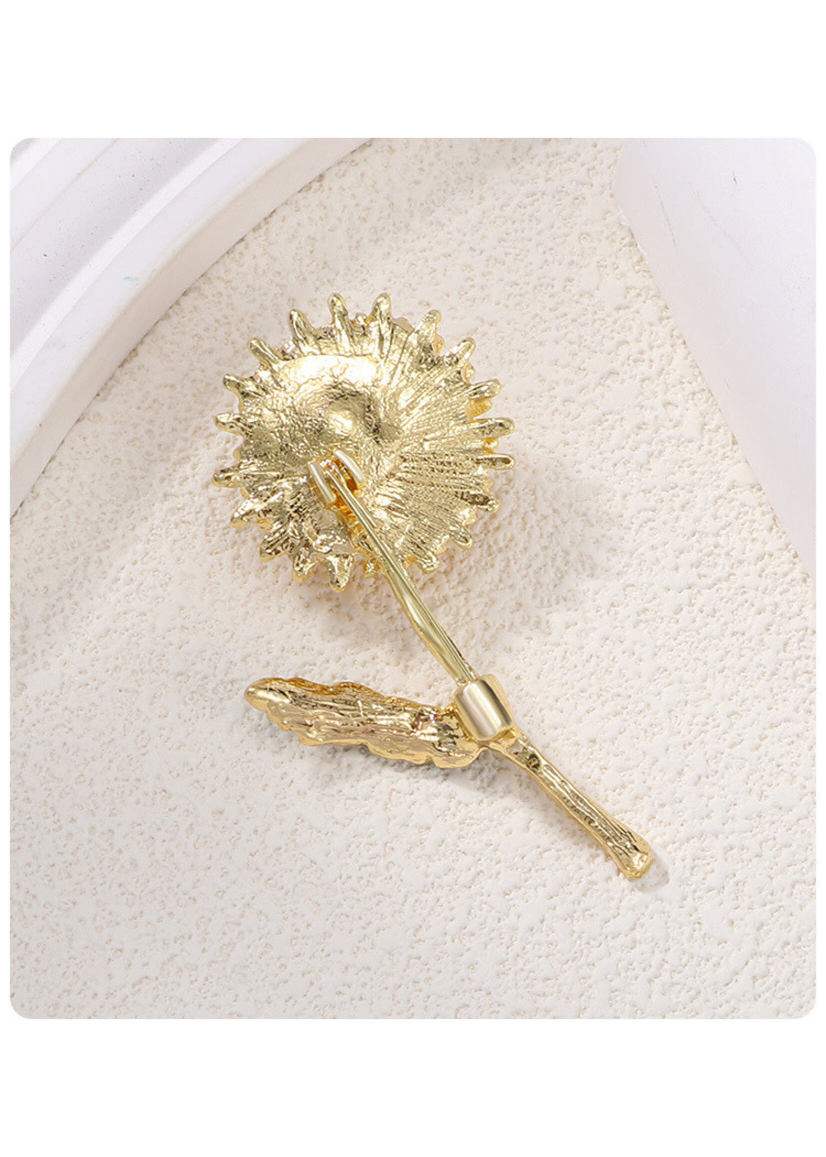 Shining Gold Tone Dandelion Brooch