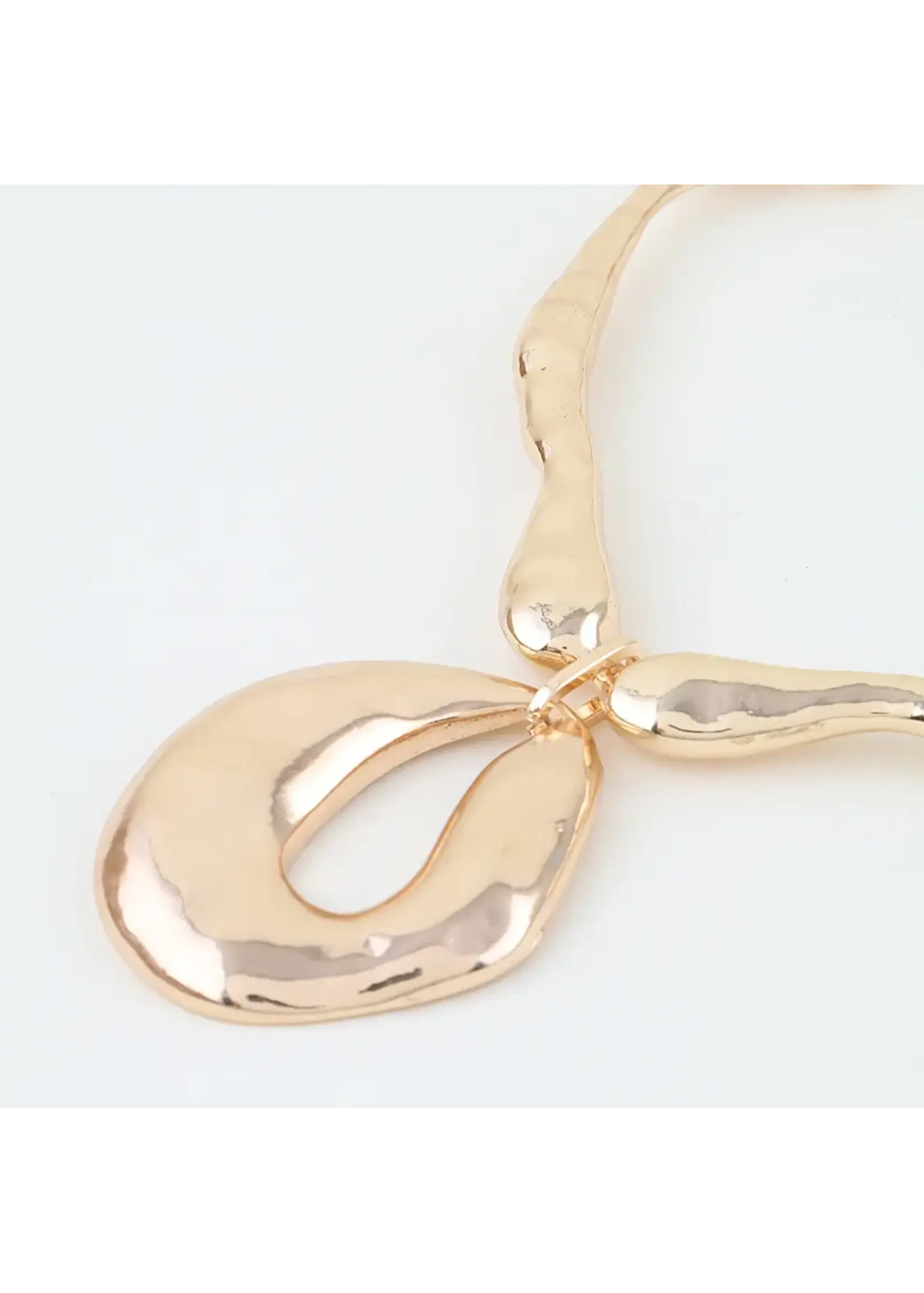 Hammered Ripple Pendant Necklace