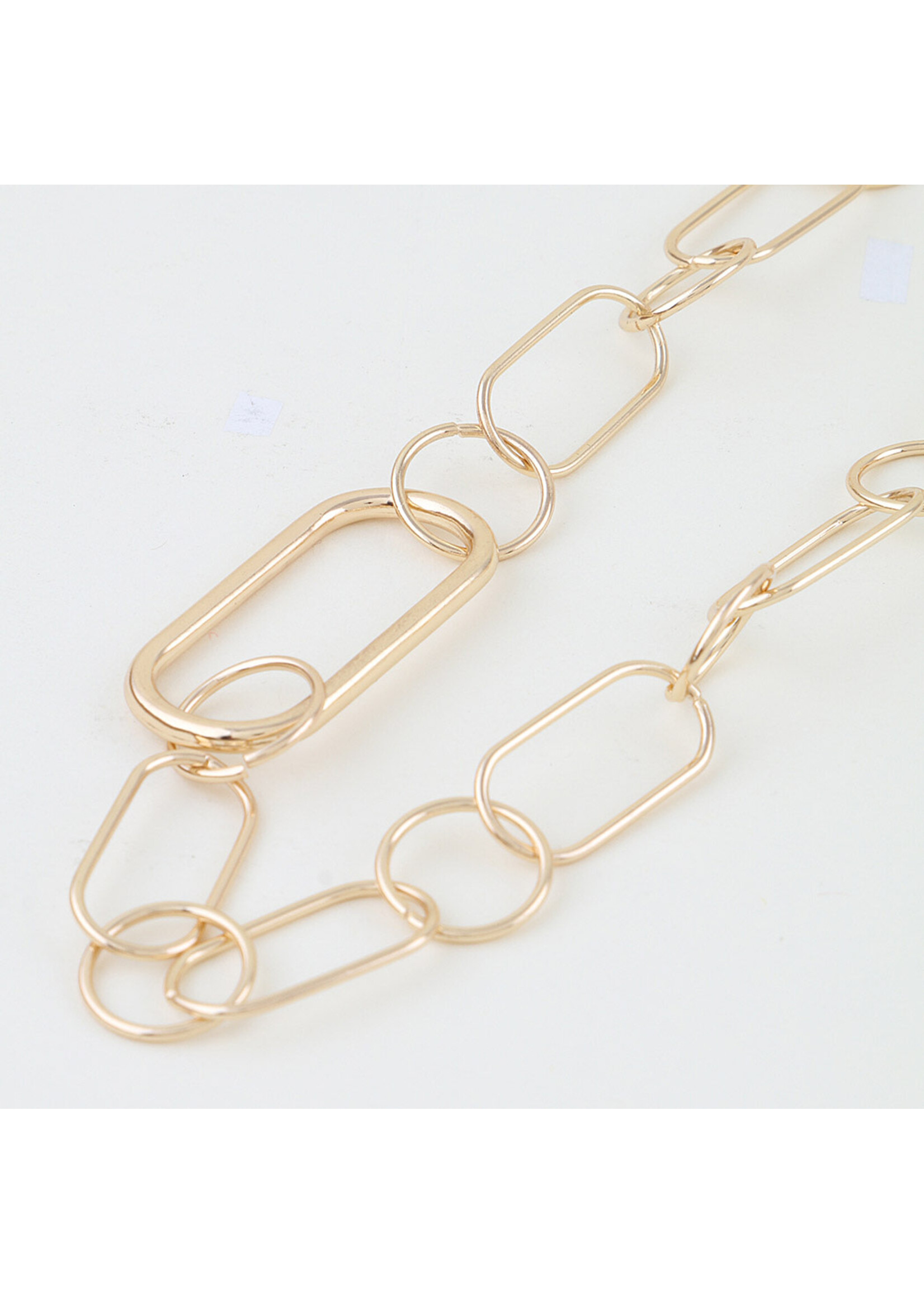 Minimal Link Chain Necklace