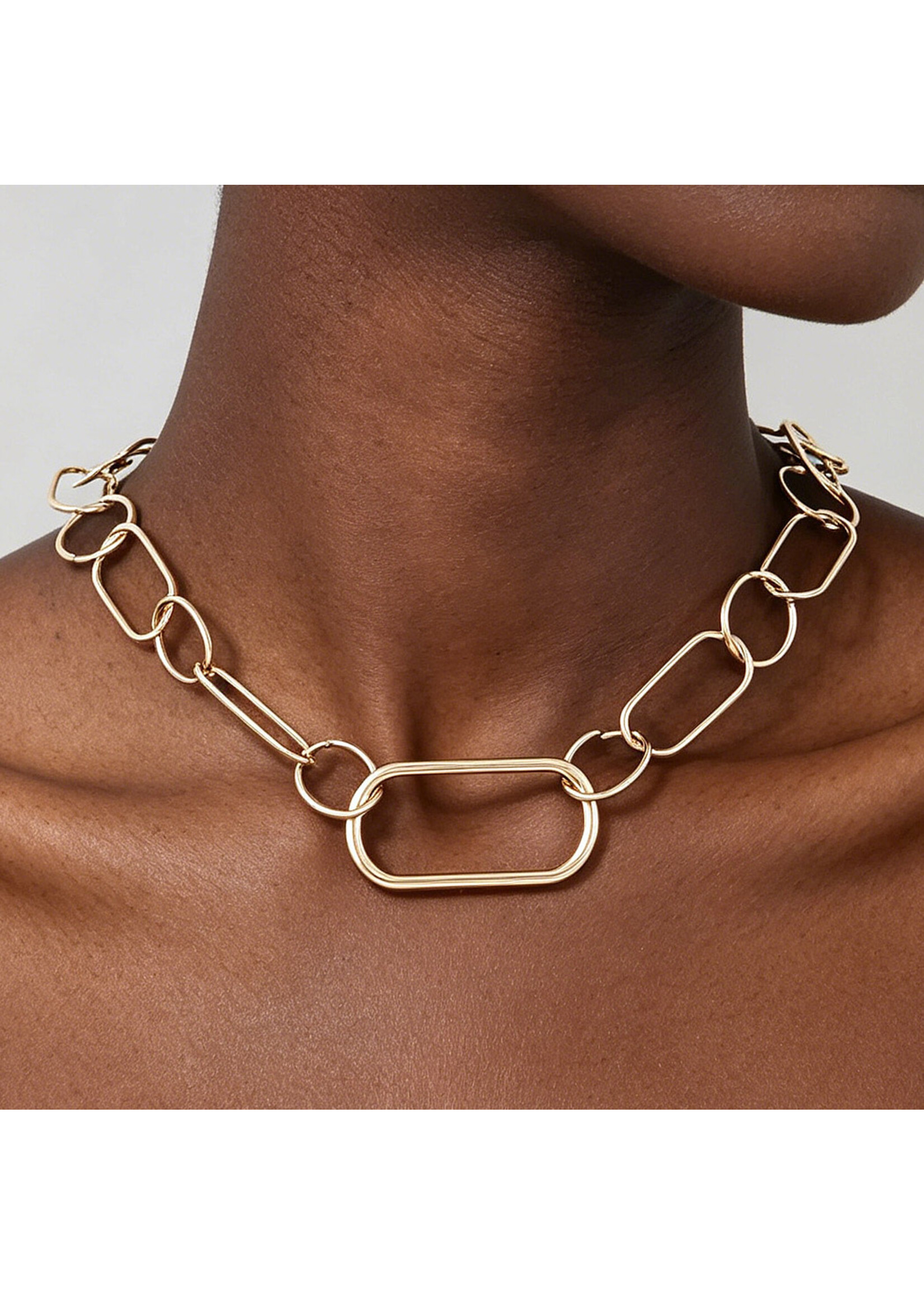 Minimal Link Chain Necklace