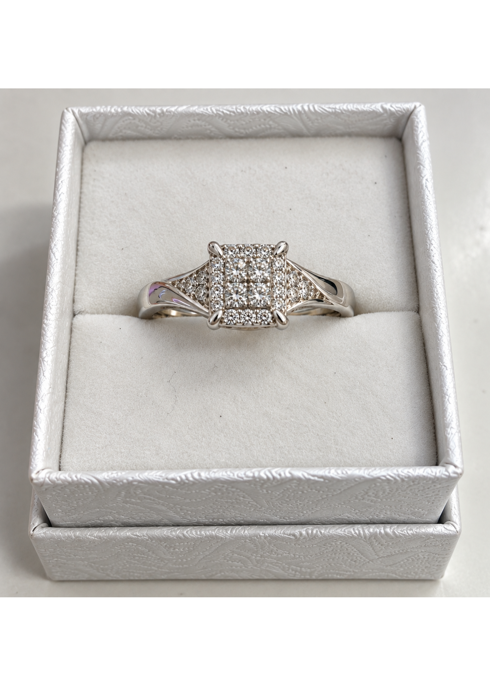 Vintage 10kw Crossover Quad Princess Diamond Ring size 8 MSRP $3300