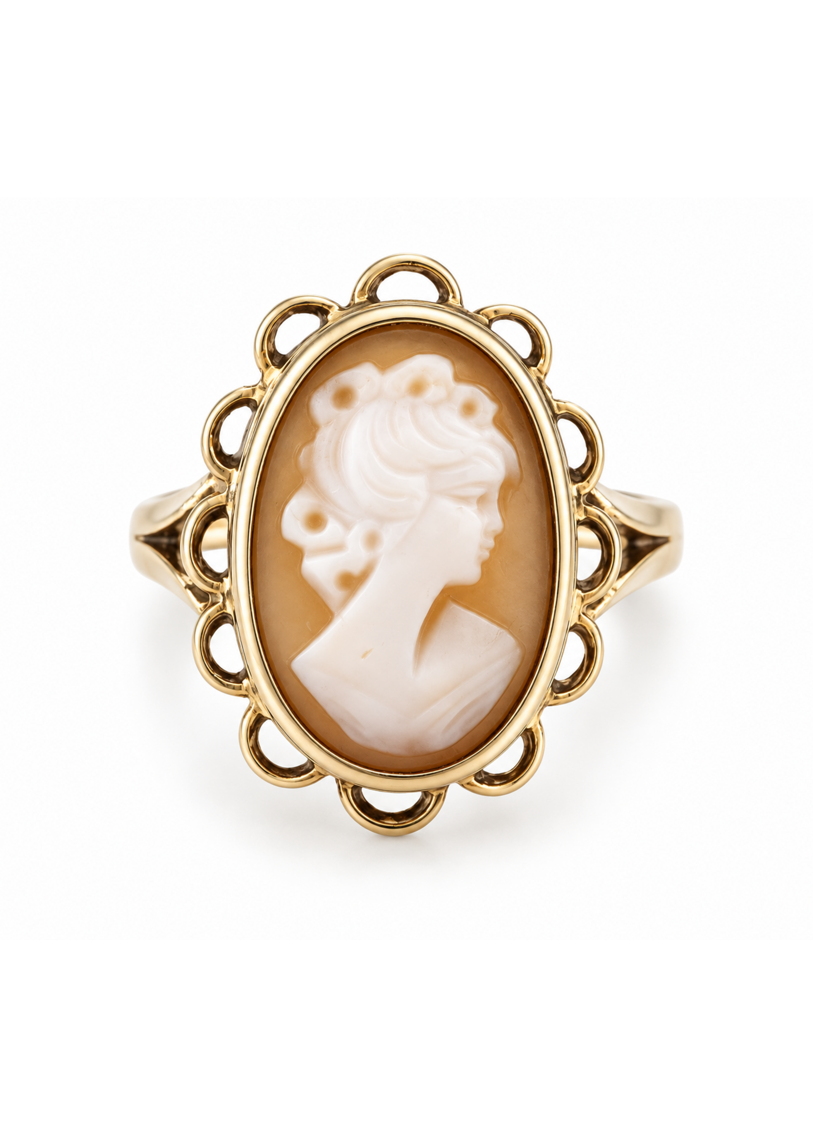 Vintage 9ky Ladies Cameo Ring size 6 MSRP $625