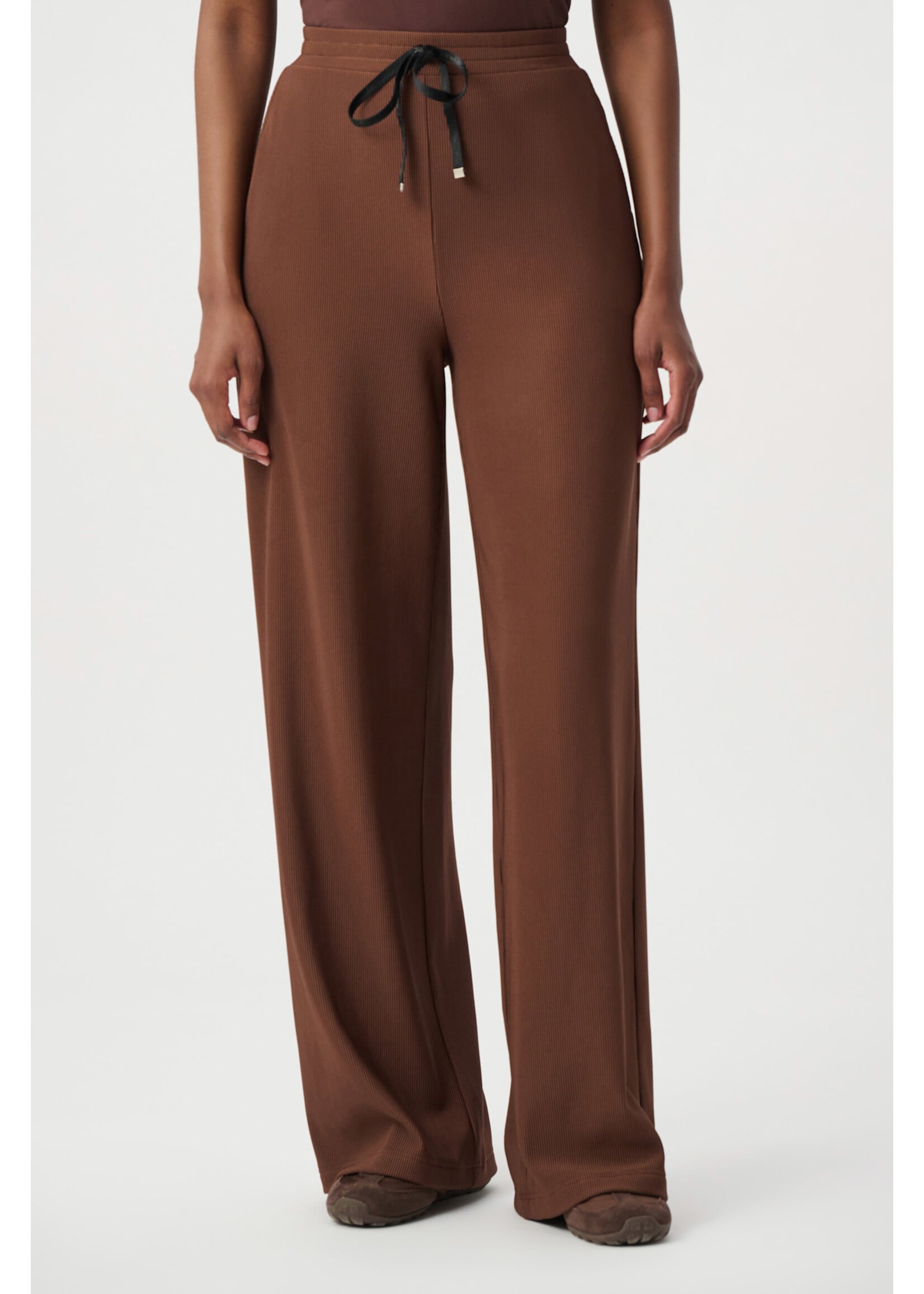 Joseph Ribkoff Joseph Ribkoff Rib Knit Wide Leg Pull On Pants