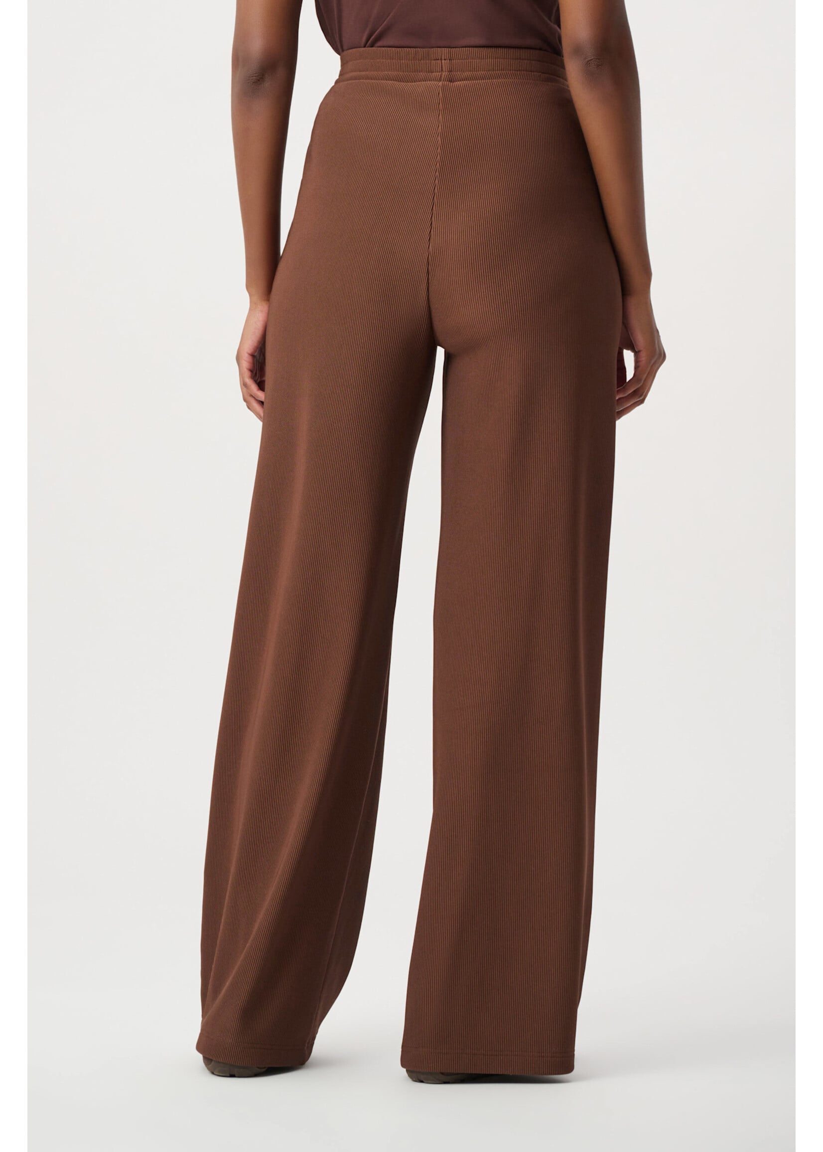 Joseph Ribkoff Joseph Ribkoff Rib Knit Wide Leg Pull On Pants