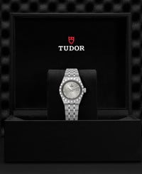 Tudor TUDOR Royal  28 mm steel case, Silver dial