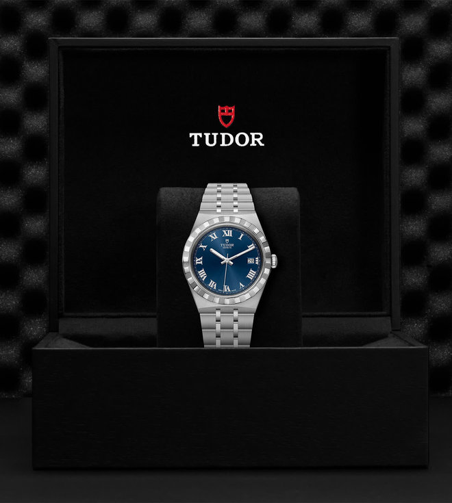 Tudor TUDOR Royal  38 mm steel case, Blue dial