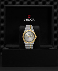 Tudor TUDOR Royal  41 mm steel case, Diamond-set dial
