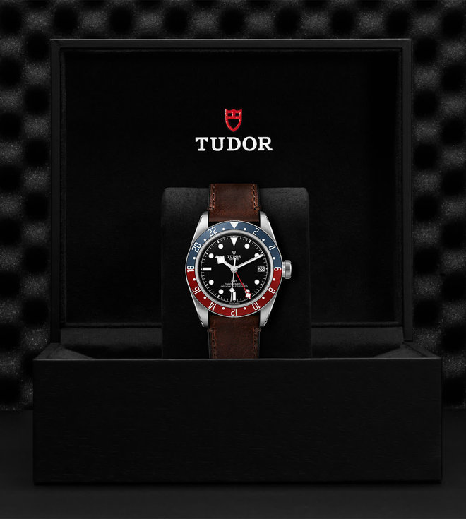 Tudor TUDOR Black Bay GMT  41 mm steel case, “Terra di Siena” brown leather strap