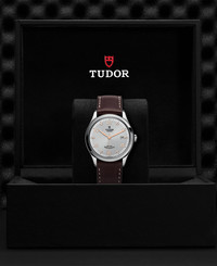 Tudor TUDOR 1926  39 mm steel case, Diamond-set dial