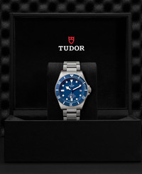 Tudor TUDOR Pelagos  Ceramic matt blue disc, Titanium bracelet