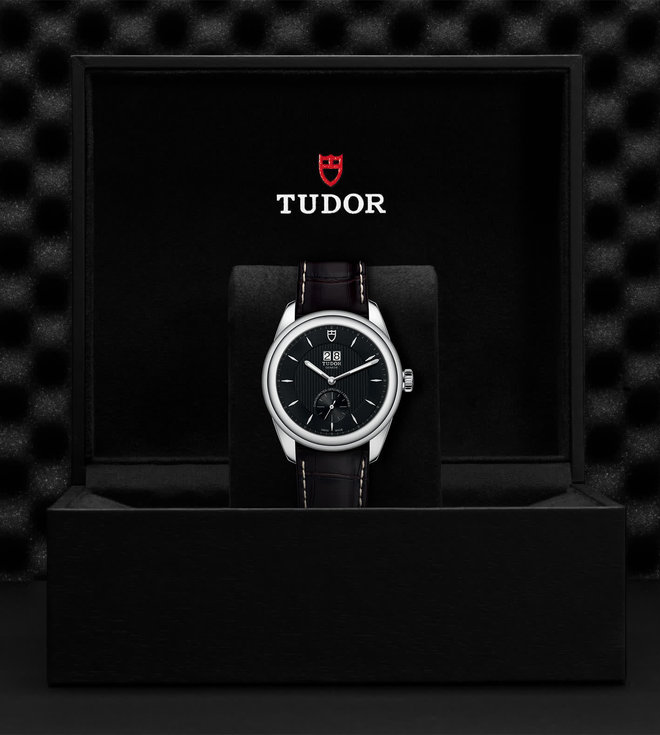 Tudor TUDOR Glamour Double Date  42 mm steel case, Black dial