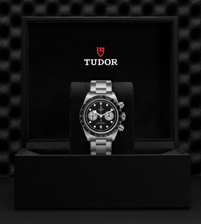 Tudor TUDOR Black Bay Chrono  41 mm steel case, Steel bracelet