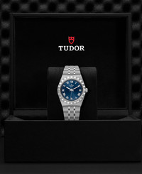 Tudor TUDOR Royal  34 mm steel case, Blue dial