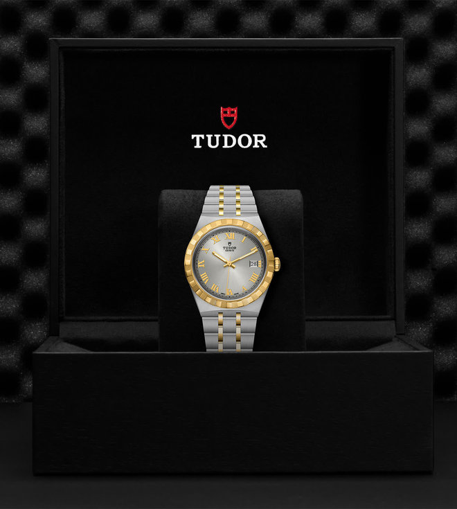Tudor TUDOR Royal  38 mm steel case, Yellow gold bezel