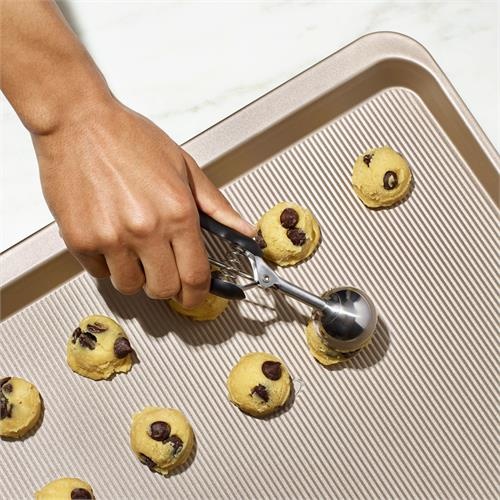 Making cookies the easy way with OXO Good Grips Non-stick Pro