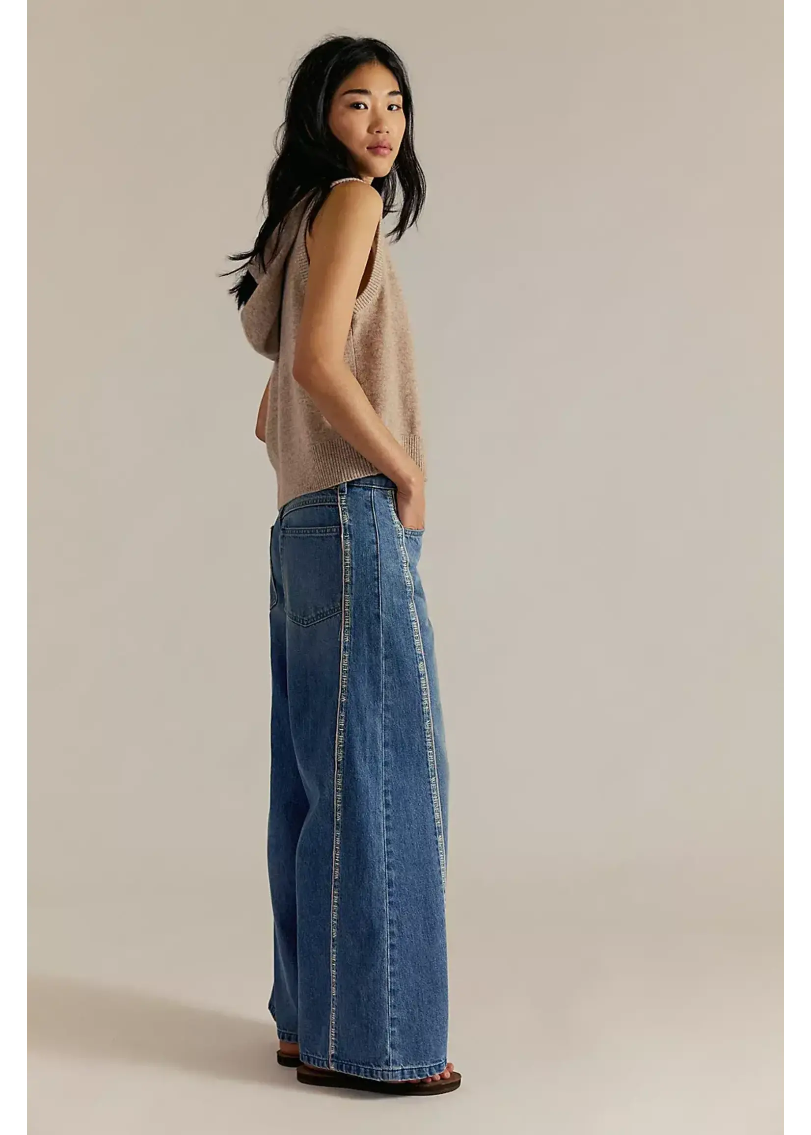 On the Edge Wide Leg