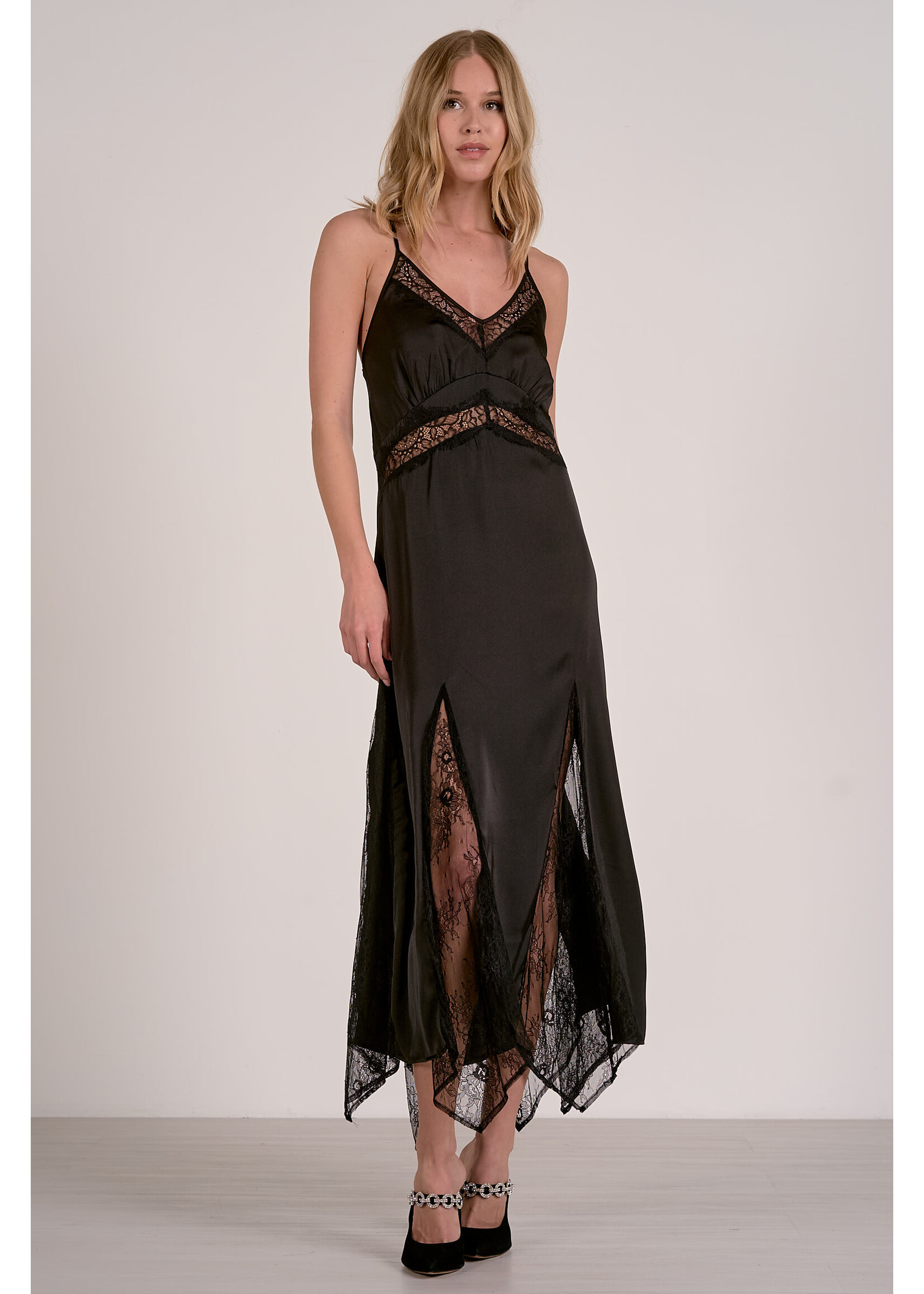 Maxi lace slip