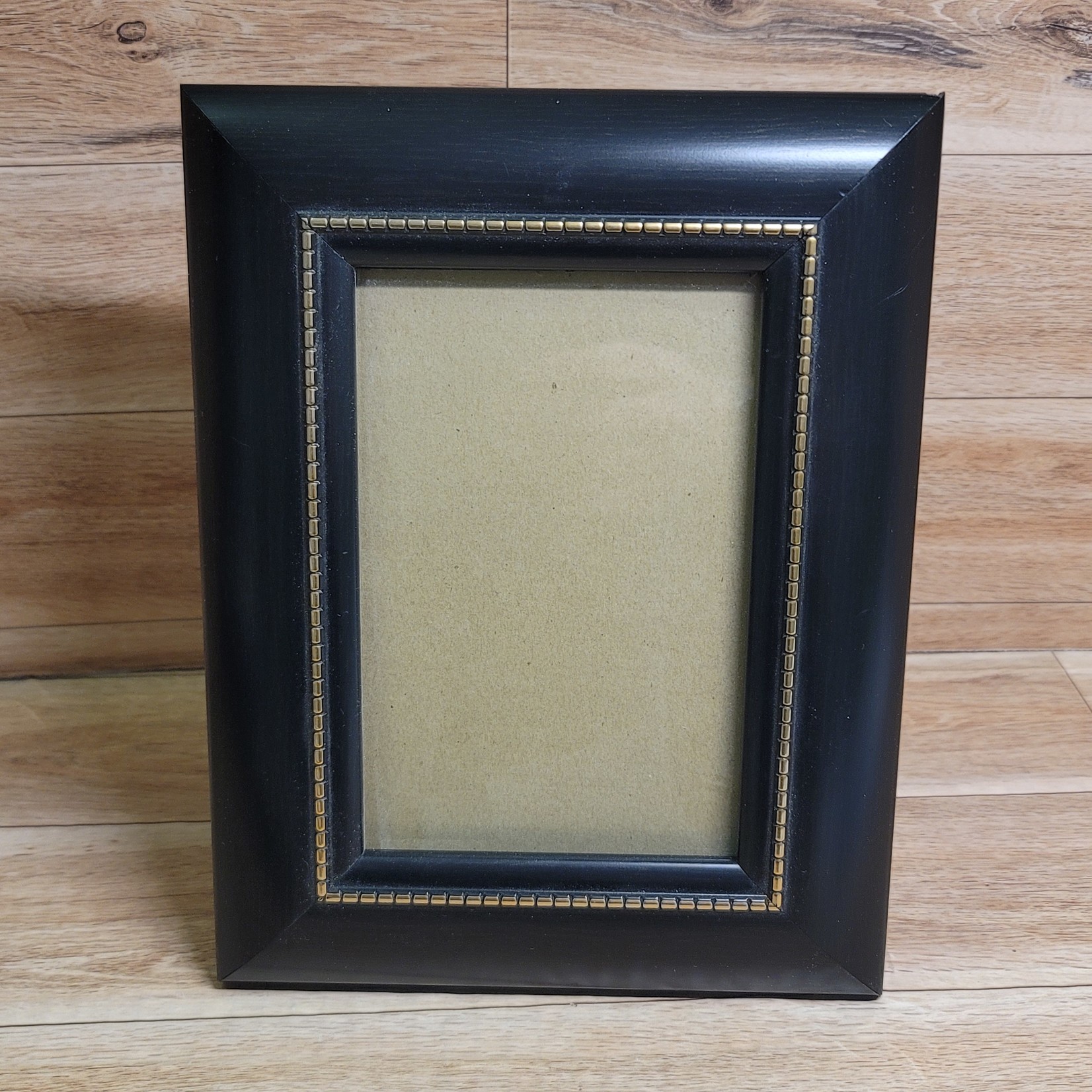 Picture Frame (5.5" x 3.5") - Gold Detail