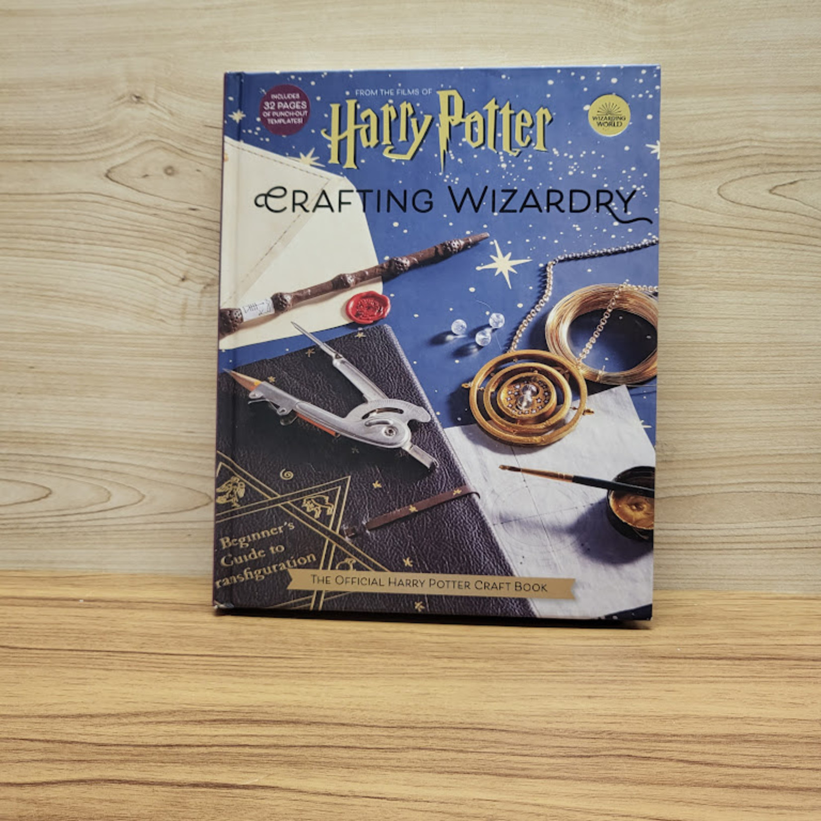 Harry Potter: Crafting Wizardry: The Official Harry Potter Craft