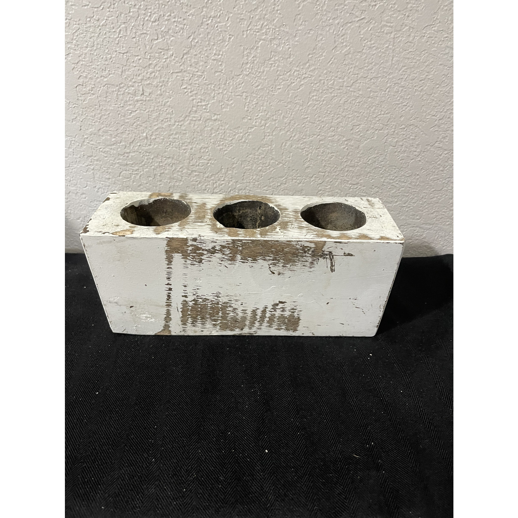 3- Hole Sugar Mold