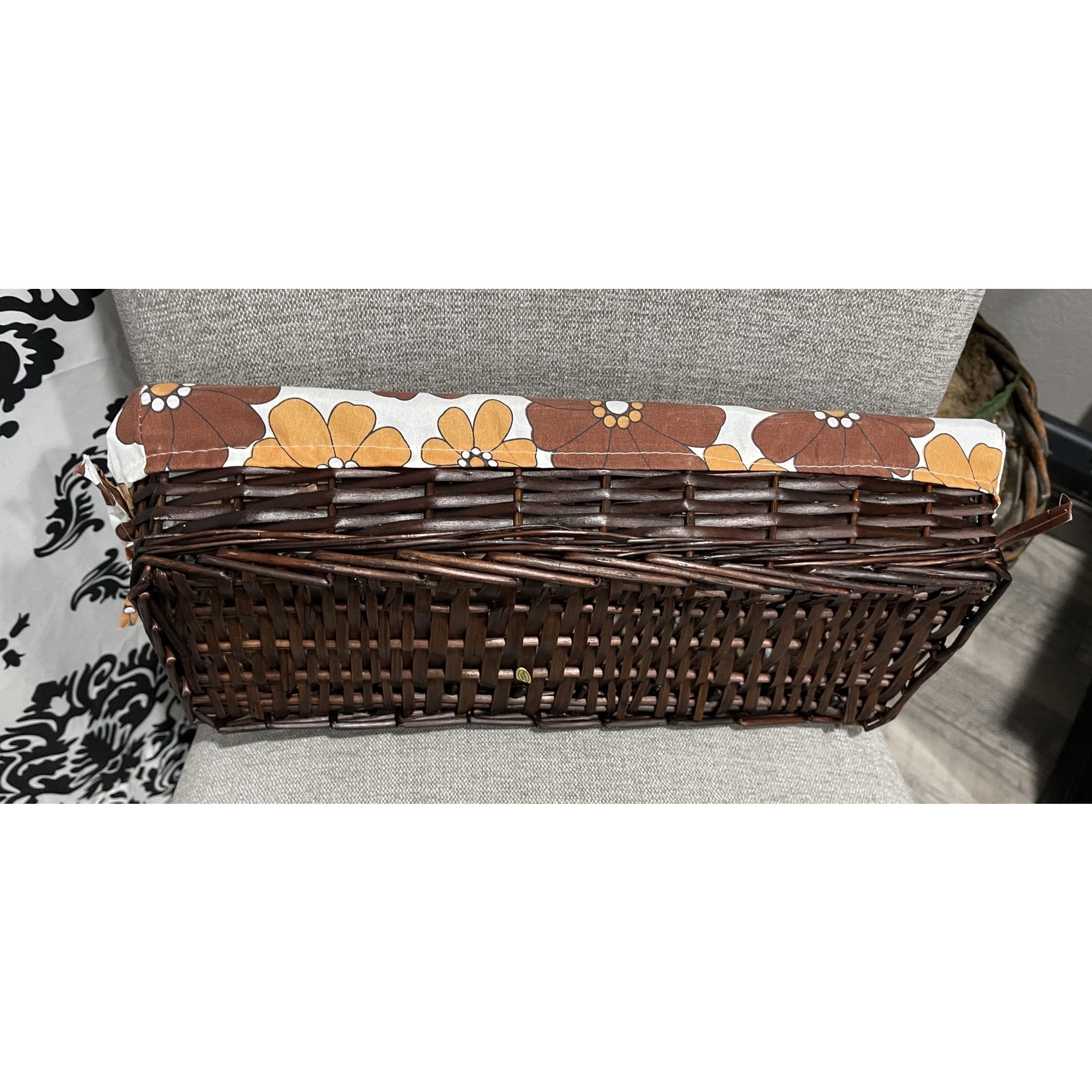 Rectangular Stained Bread Basket w/ Ears